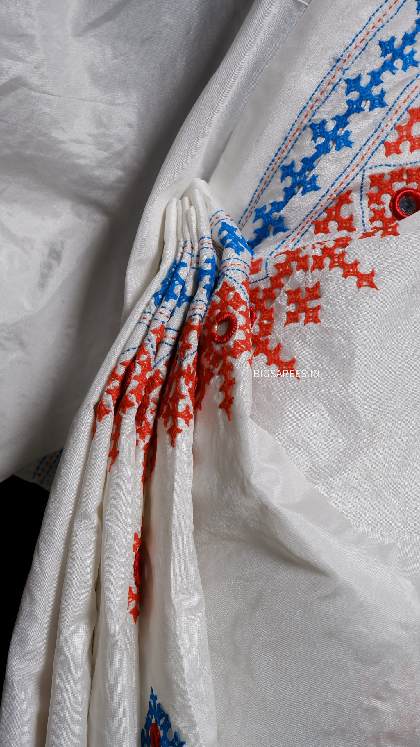 Heavy real mirror work Gujrati Stitch/Kutchi Bharat/Sindhi Hand Embroidered Art Silk Saree with blouse