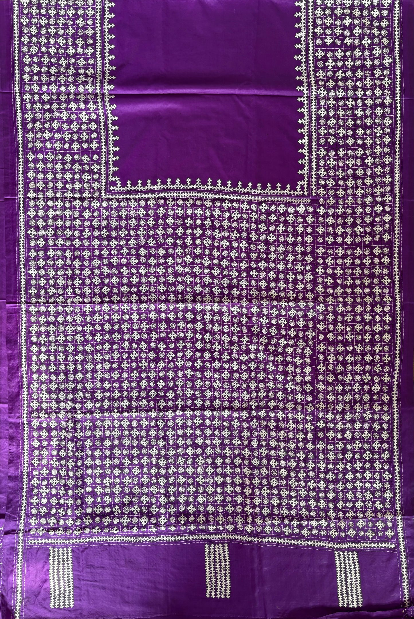 Gujrati Stitch/Kutch Hand Embroidered Art Silk Saree