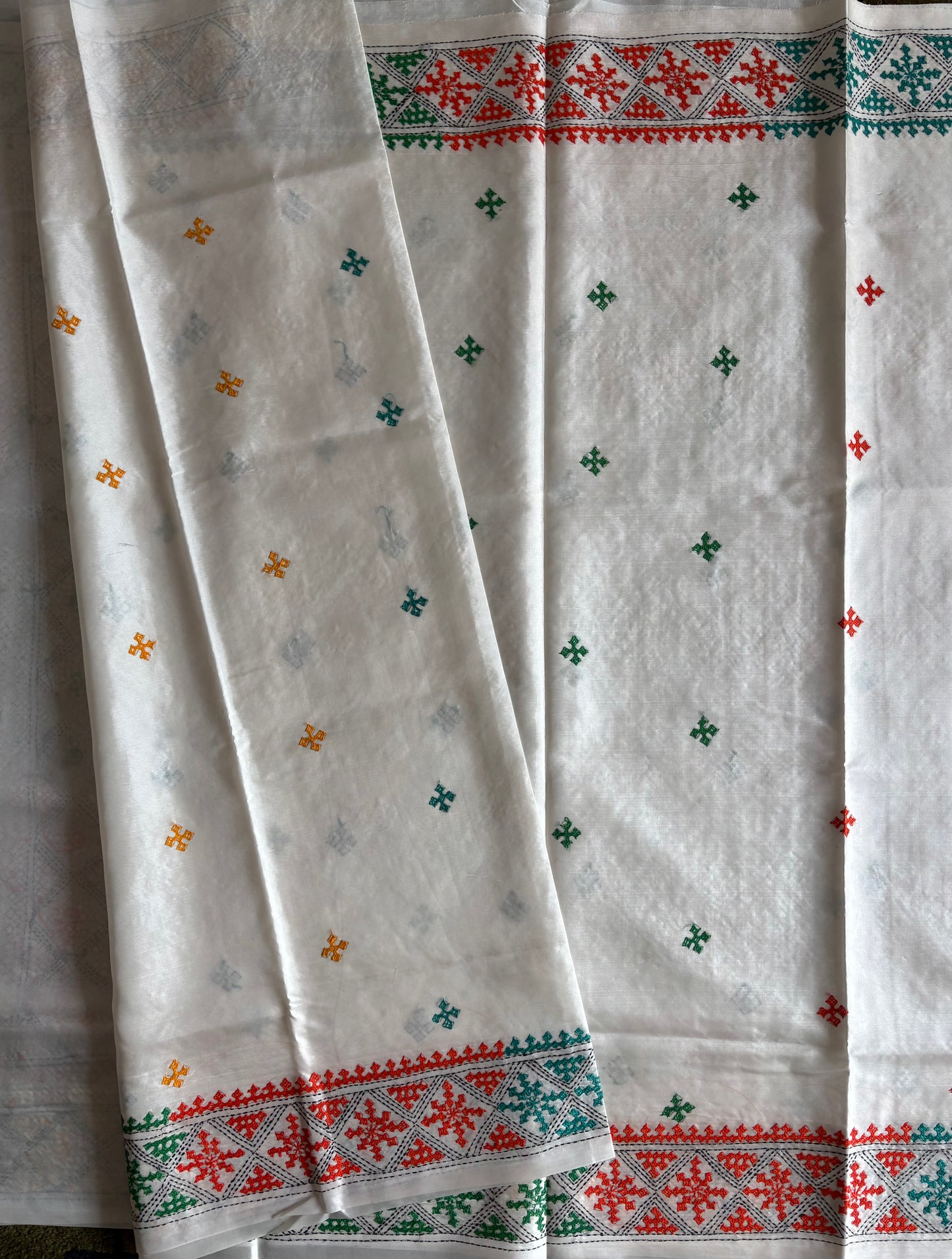 Gujrati Stitch/Kutch Hand Embroidered Art Silk Saree