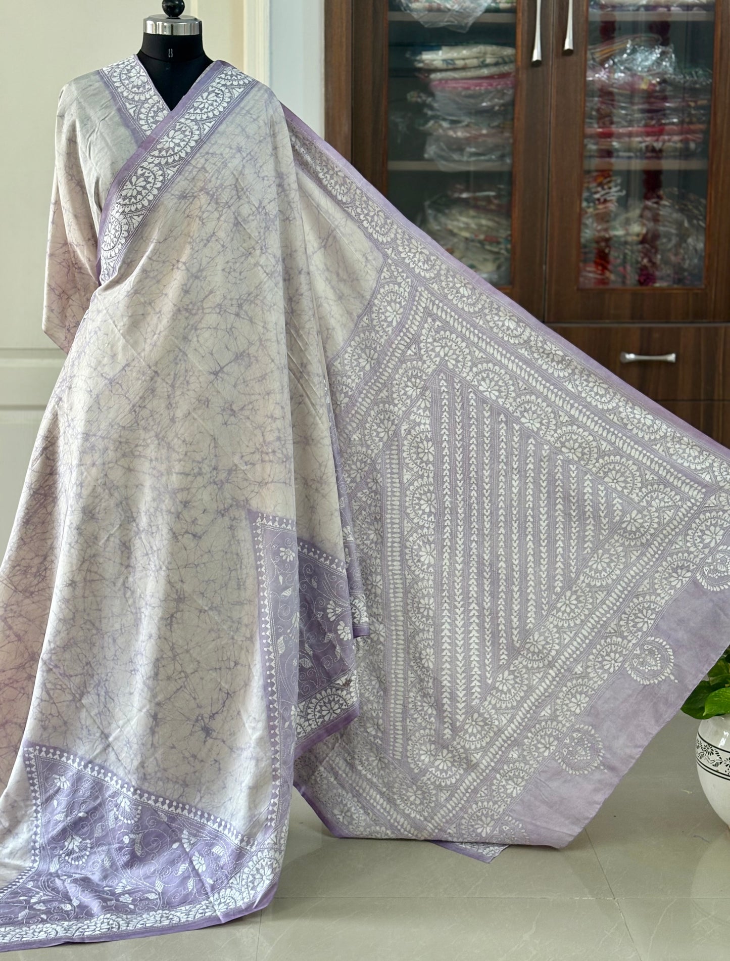 Hand Embroidered Kantha Stitch Saree in Artificial Silk