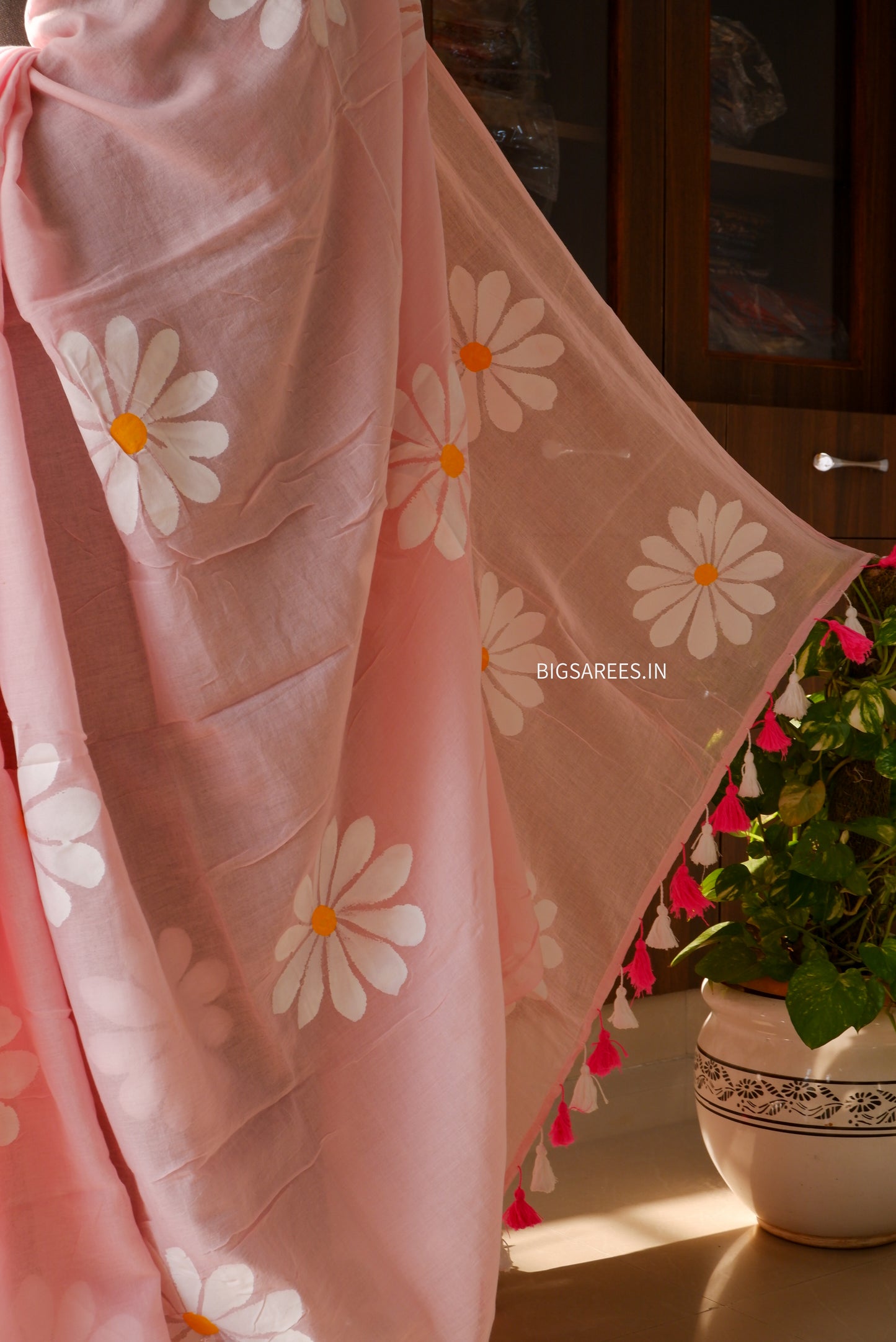 Hand Painted Mul Cotton Saree with Blouse | Pink