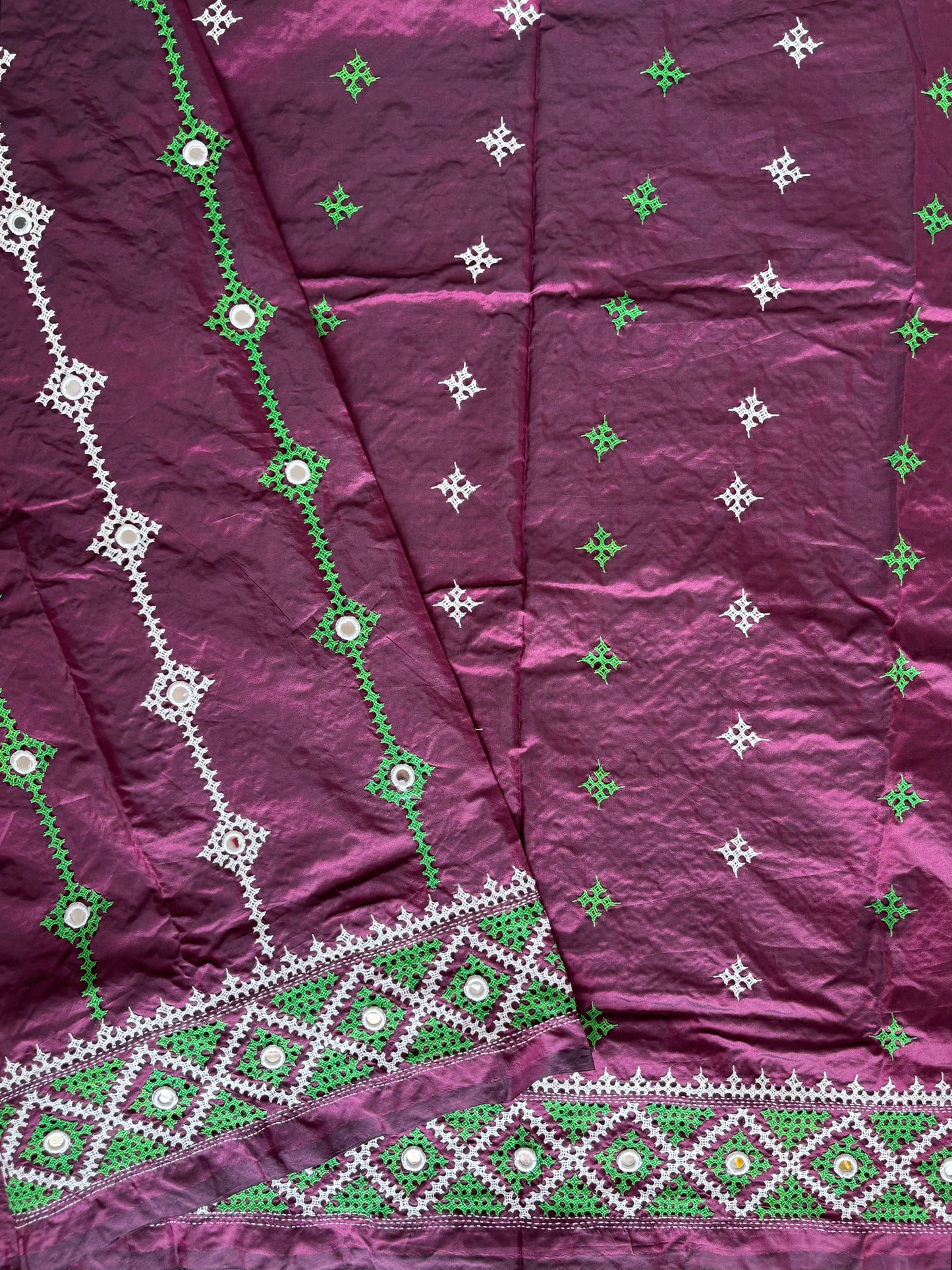 Real mirror work Gujrati Stitch/Kutch Hand Embroidered Art Silk Saree