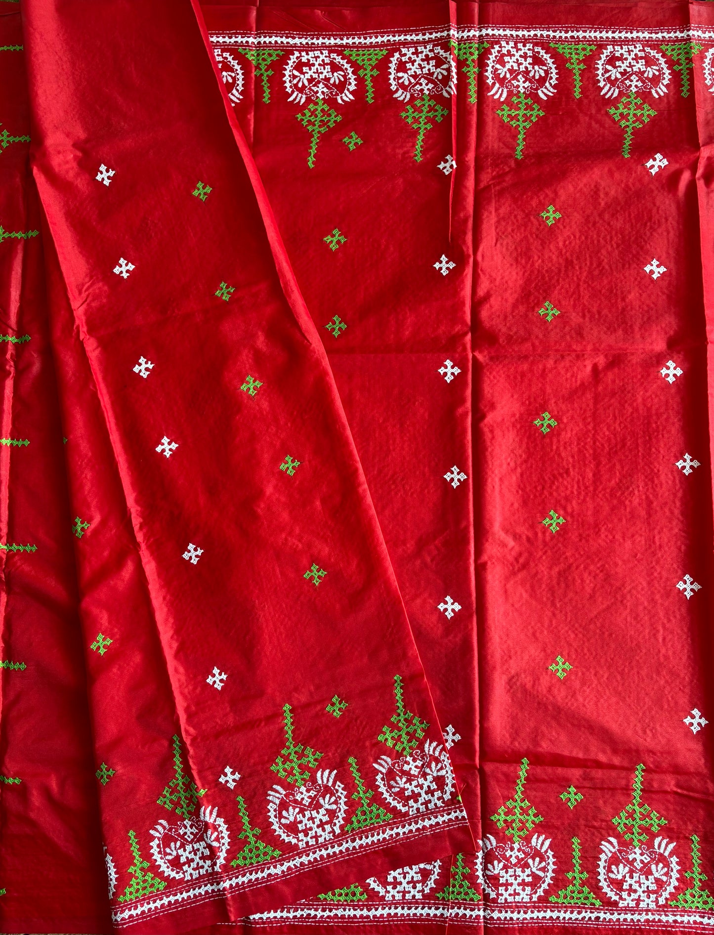 Gujrati Stitch/Kutch Hand Embroidered Art Silk Saree