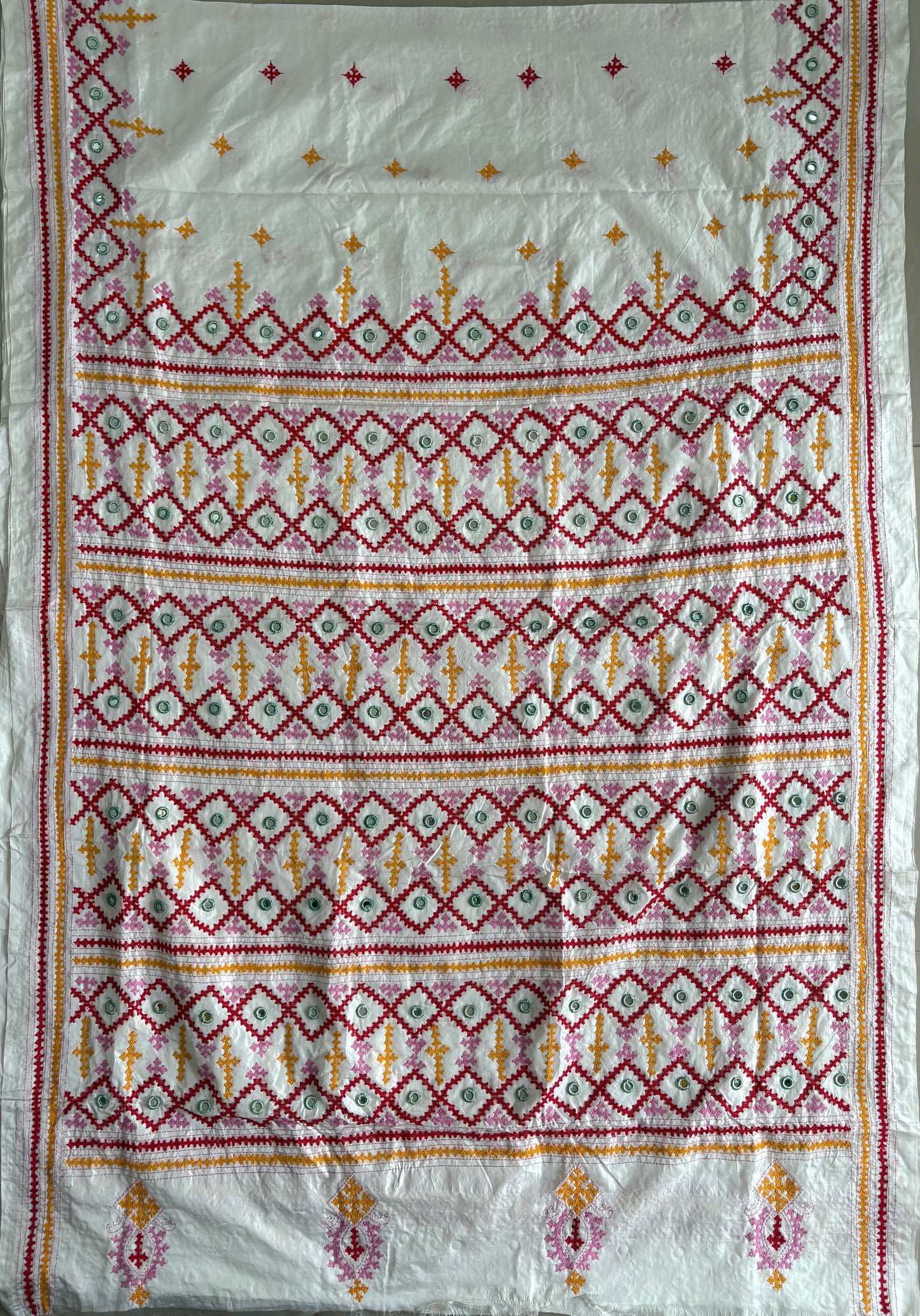 Heavy real mirror work Gujrati Stitch/Kutchi Bharat/Sindhi Hand Embroidered Art Silk Saree with blouse - white