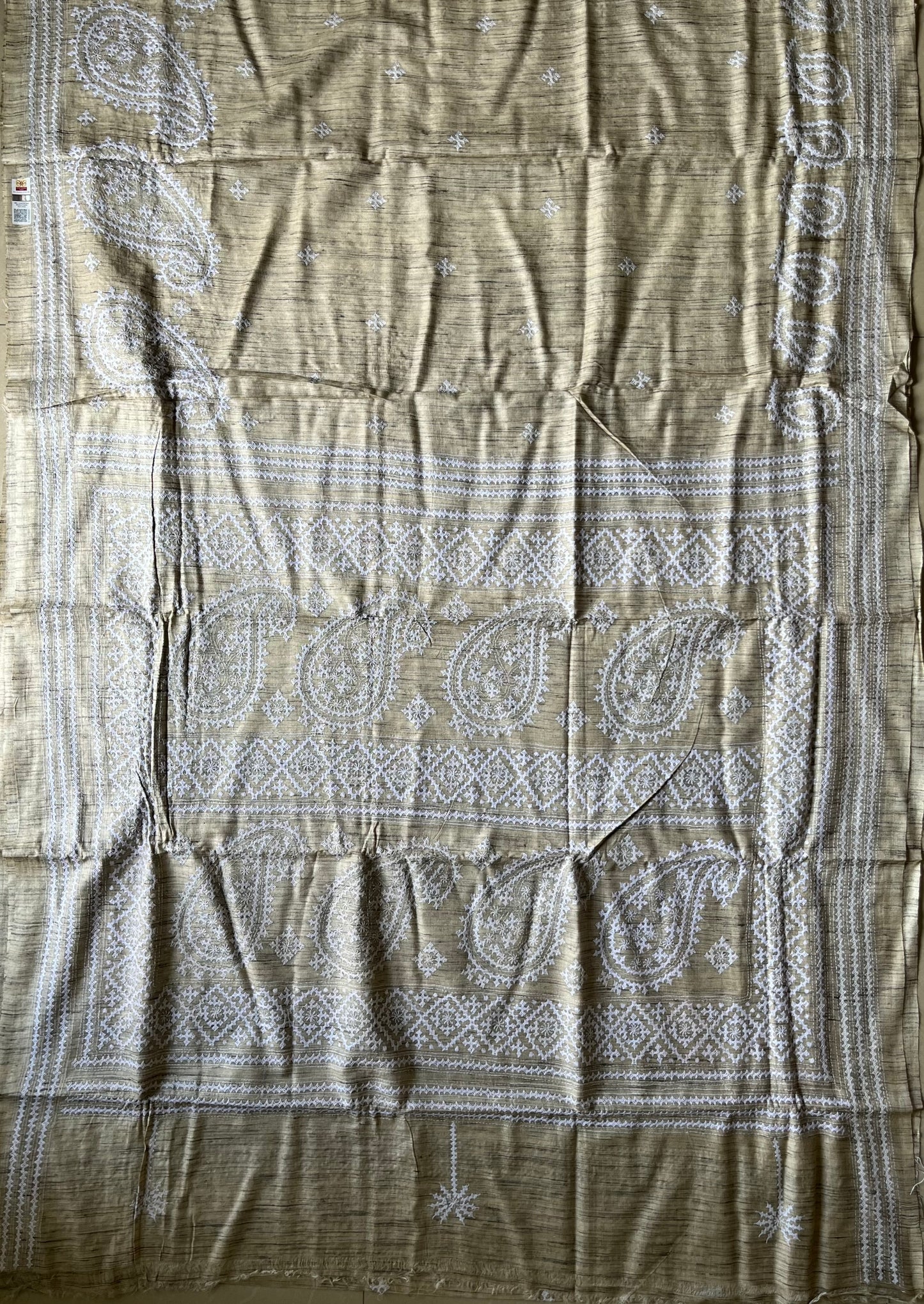 Gujrati/Kutch stitch Hand Embroidered Pure Khadi Silk Saree – (Silk Marked)