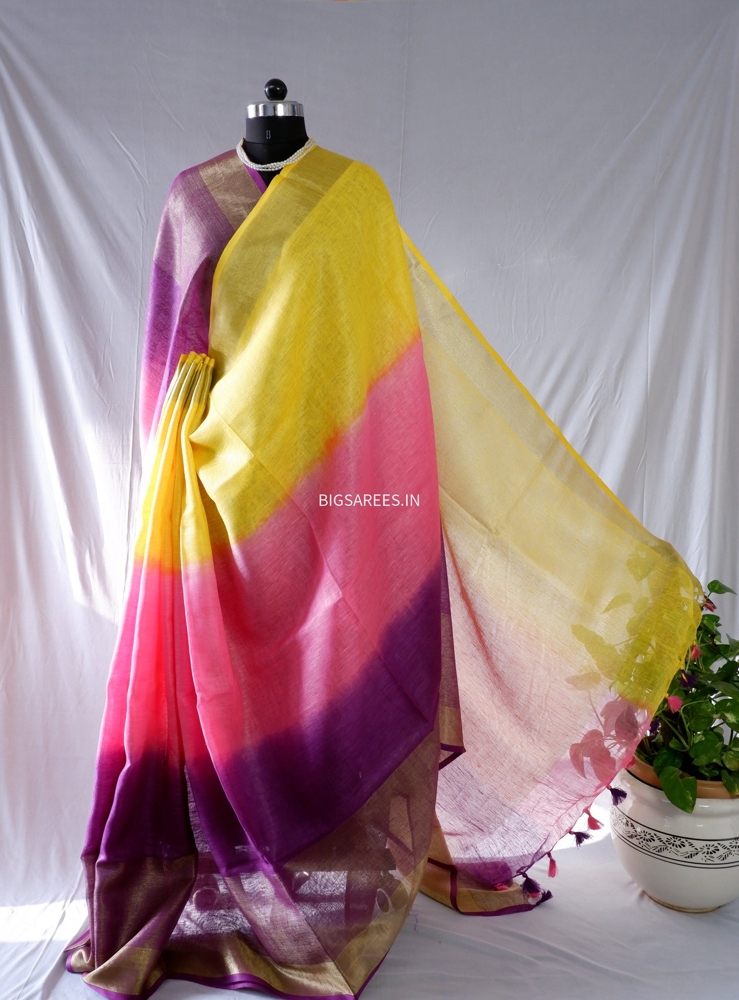 Premium pure Linen By Linen Saree