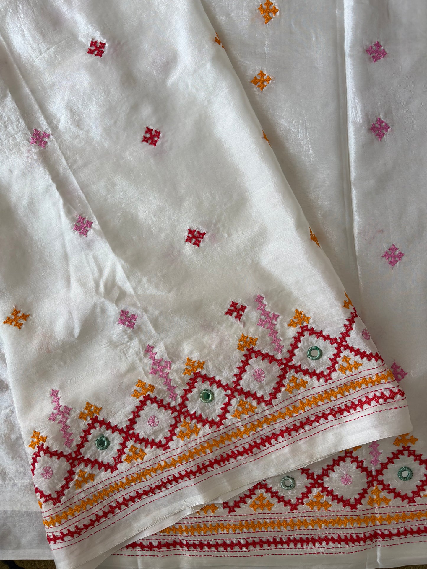 Real mirror work Kutchi Bhara Hand Embroidered Art Silk Saree- Off white