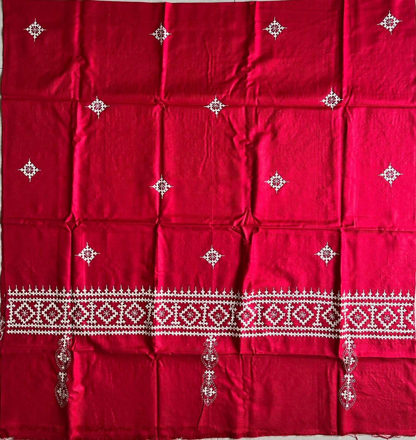 Gujrati Stitch Hand Embroidered Woollen Warm Shawl (Red)