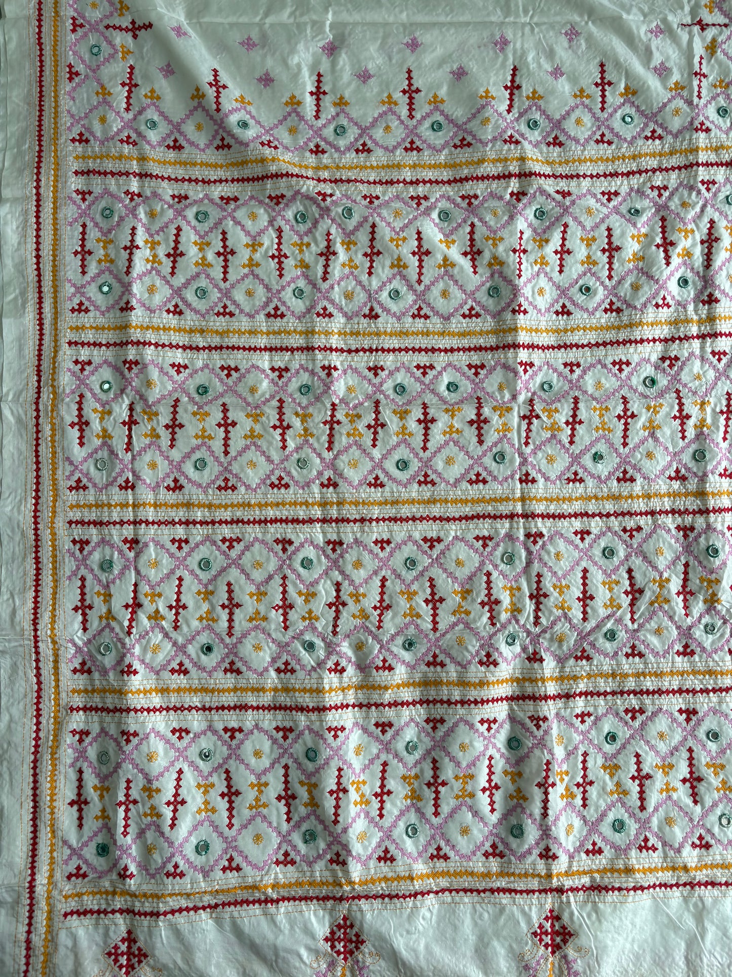 Heavy real mirror work Gujrati Stitch/Kutchi Bharat/Sindhi Hand Embroidered Art Silk Saree with blouse - white