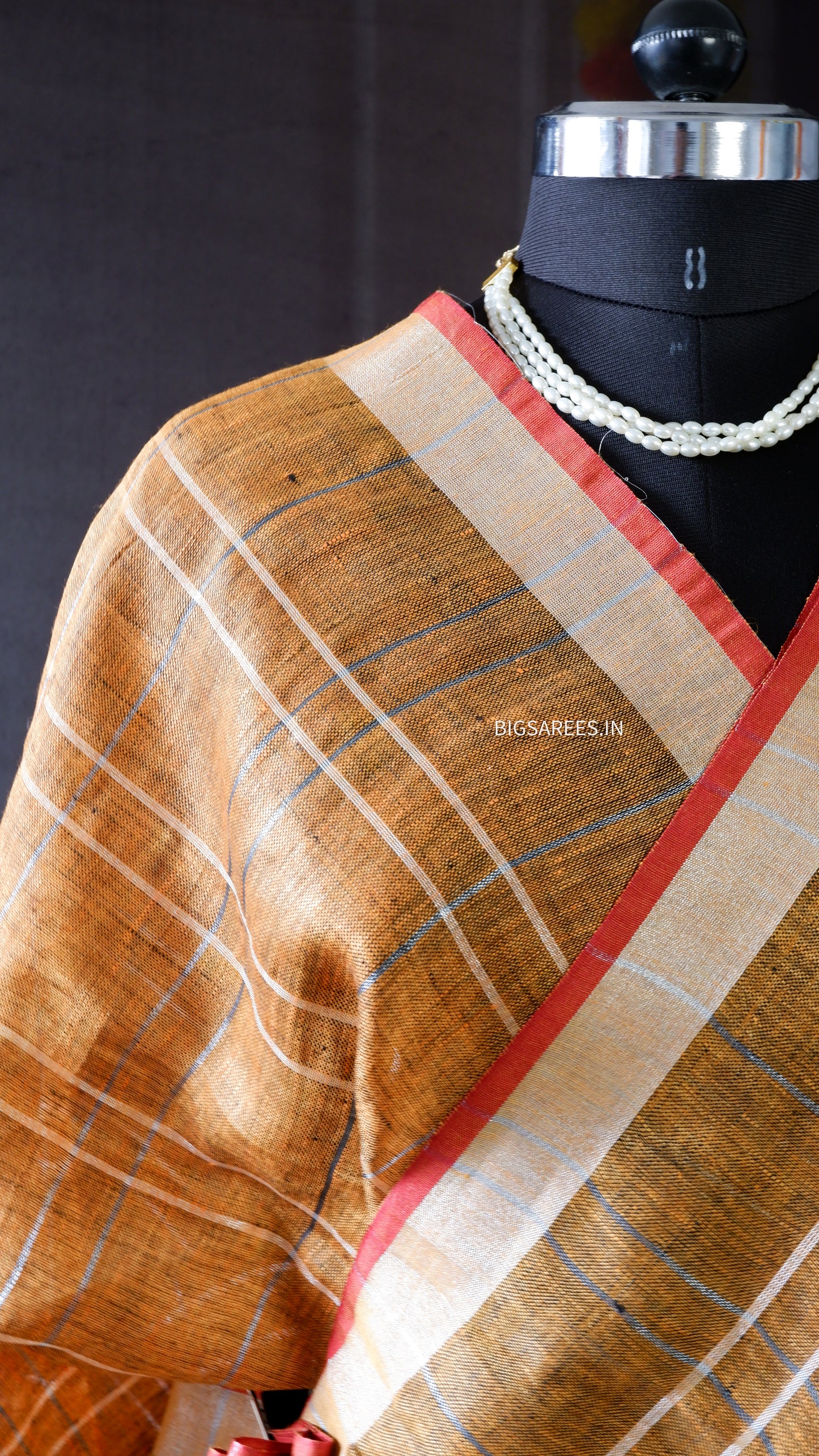 Pure Linen Saree With running Blouse