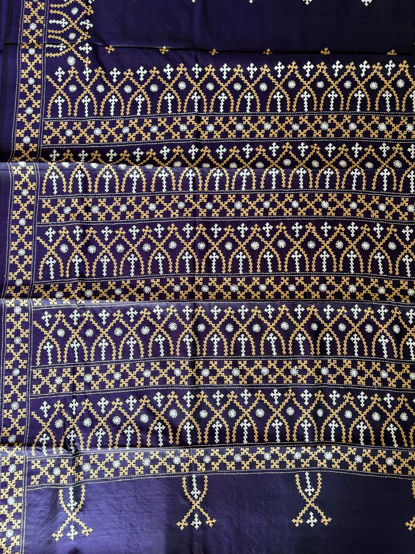 Gujrati Stitch/Kutch Hand Embroidered Art Silk Saree