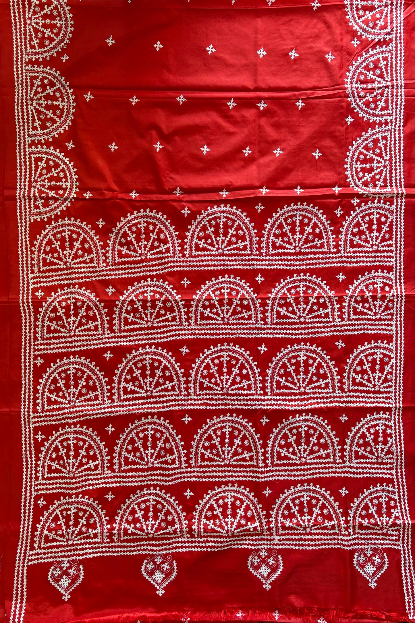 Gujrati Stitch/Kutch Hand Embroidered Art Silk Saree