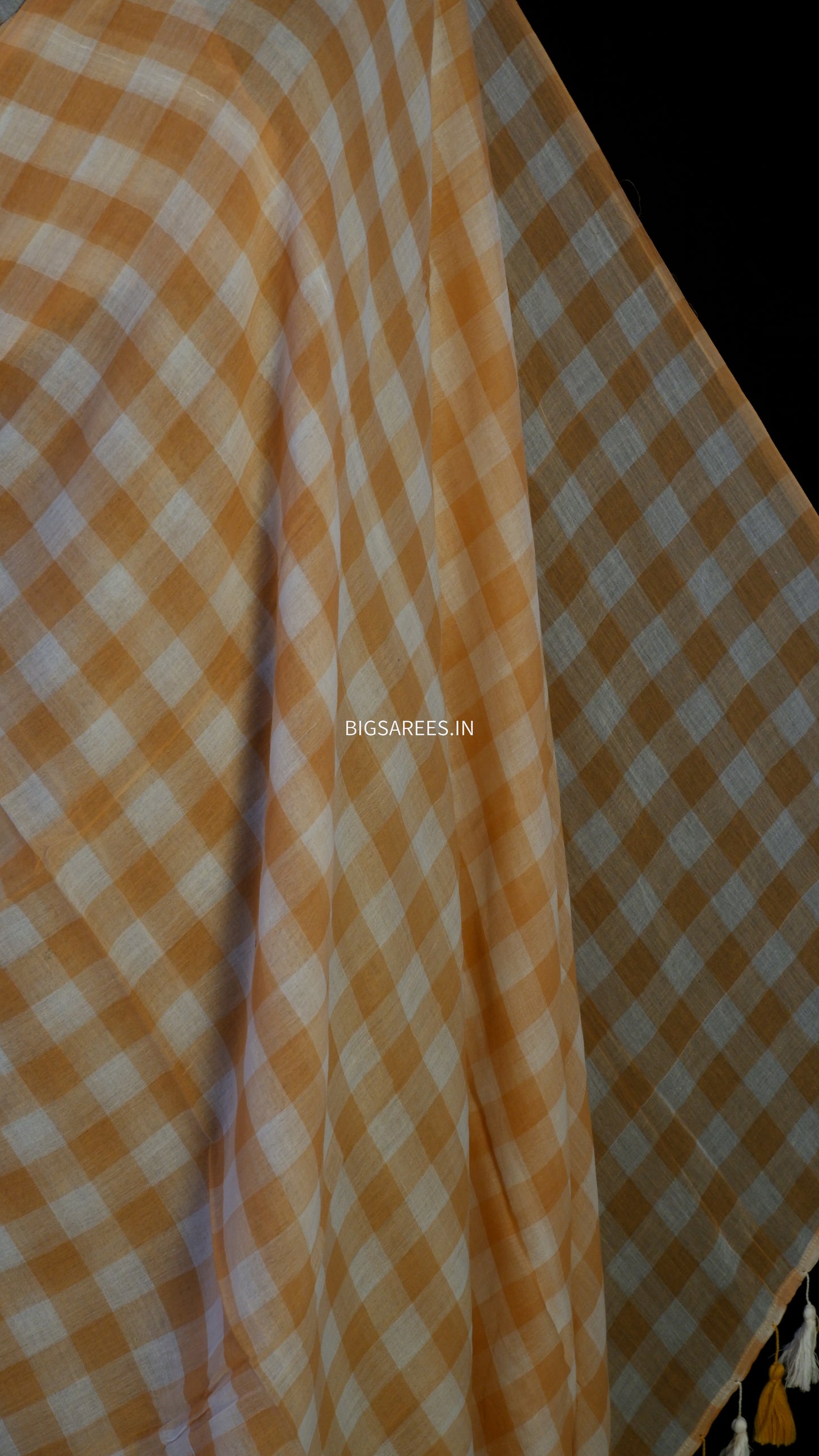 Mul Cotton check Saree