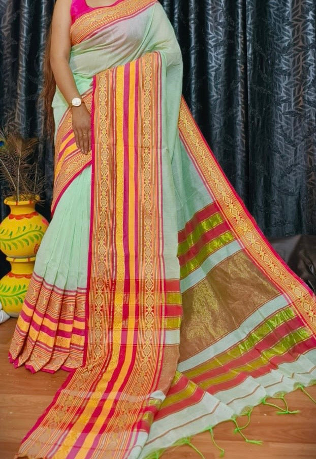 Cotton Thik Border Handloom Saree With Blouse - Green