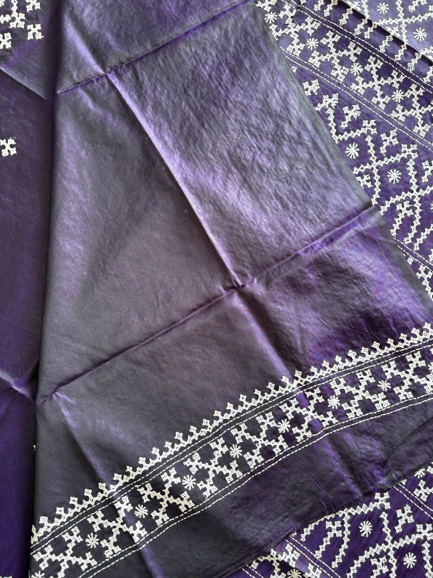 Gujrati Stitch/Kutch Hand Embroidered Art Silk Saree