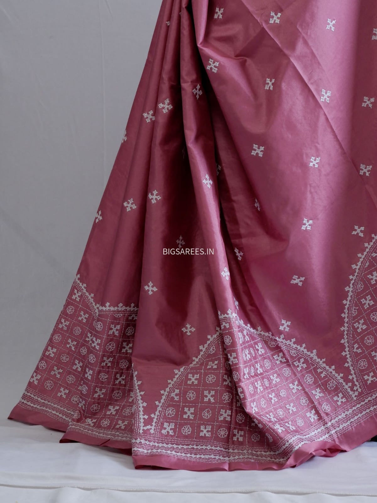 Kutchi/Gujarati Stitch Hand Embroidered Saree | Art Silk