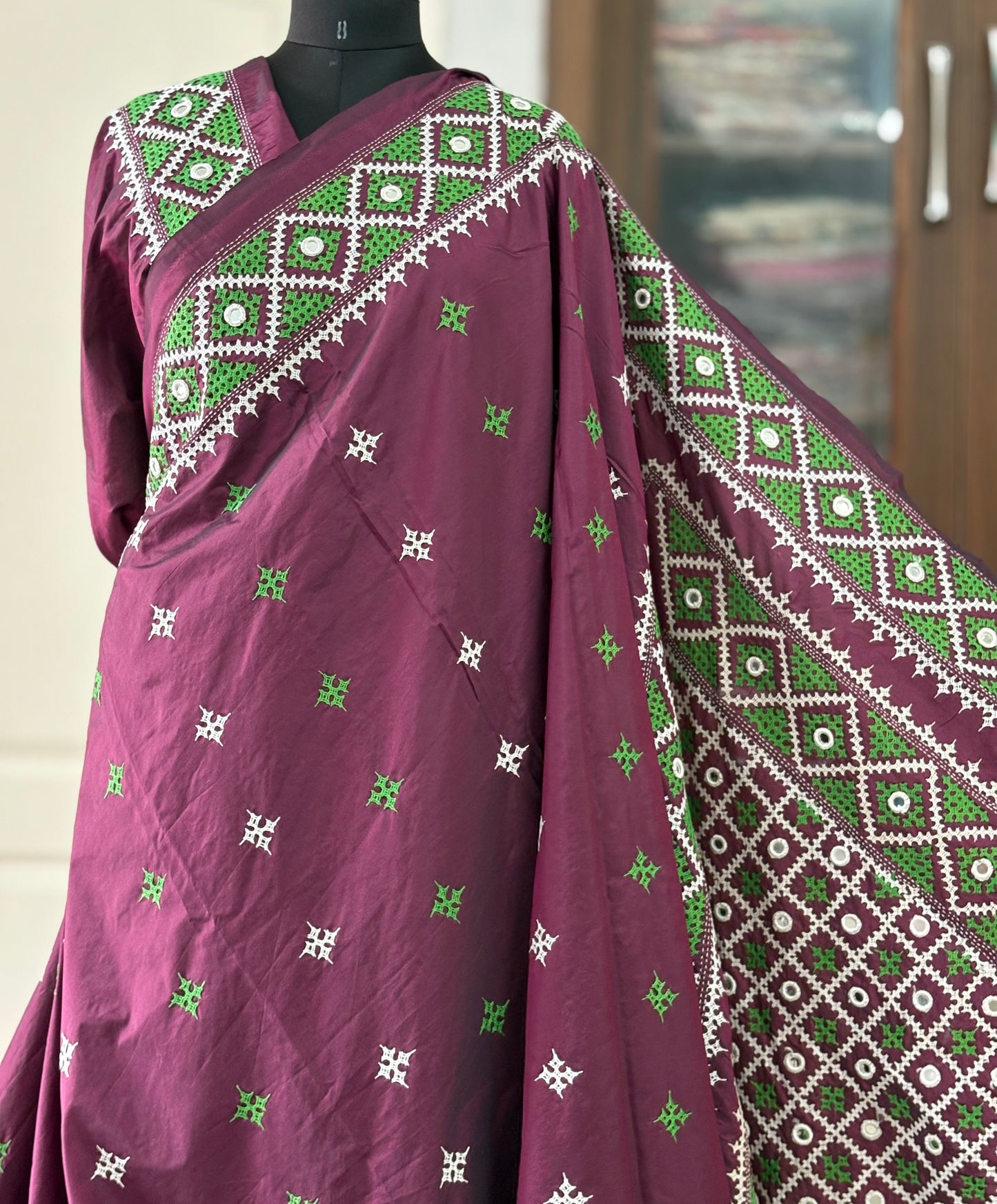 Real mirror work Gujrati Stitch/Kutch Hand Embroidered Art Silk Saree