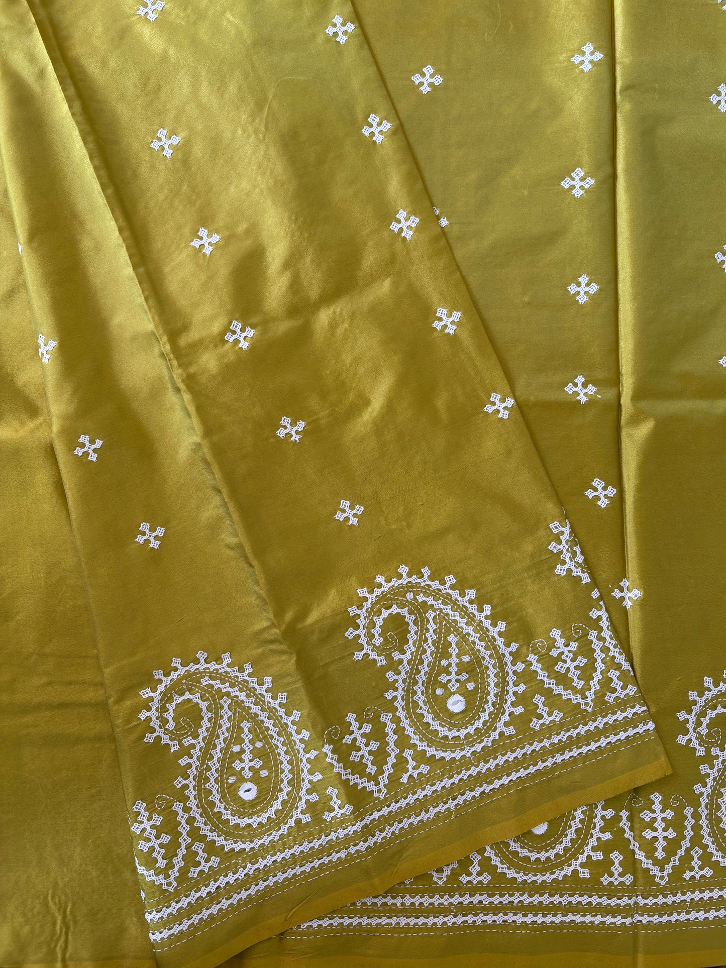 Gujrati Stitch/Kutch Hand Embroidered Art Silk Saree