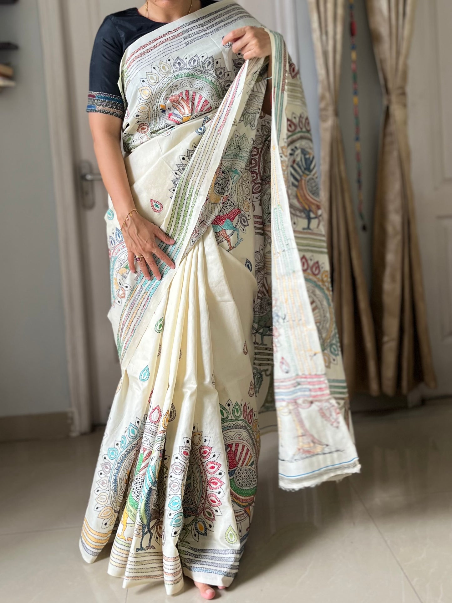 Kantha Hand Embroidary Pure Tussar Silk Saree – Off White