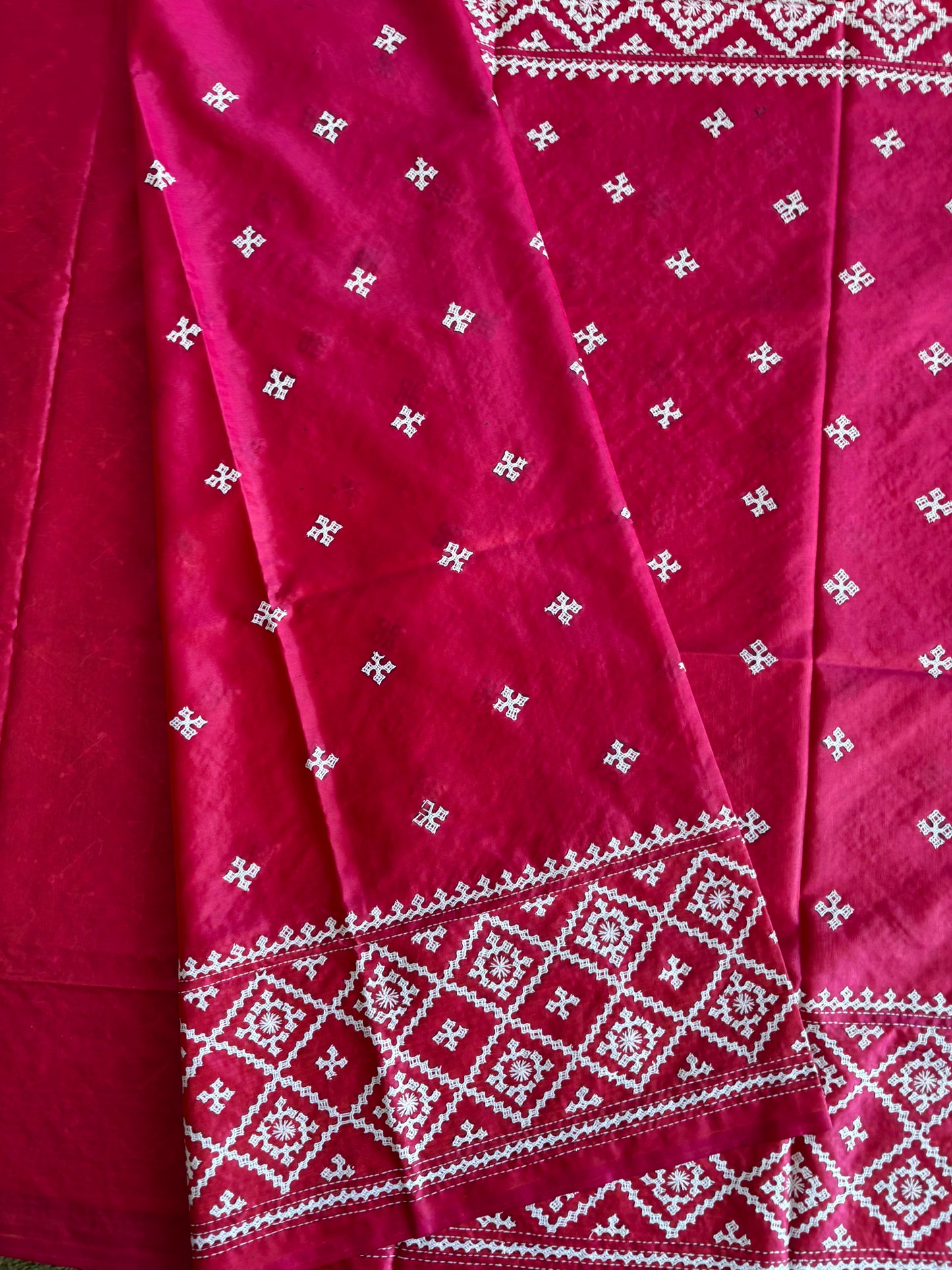 Gujrati Stitch/Kutch Hand Embroidered Art Silk Saree