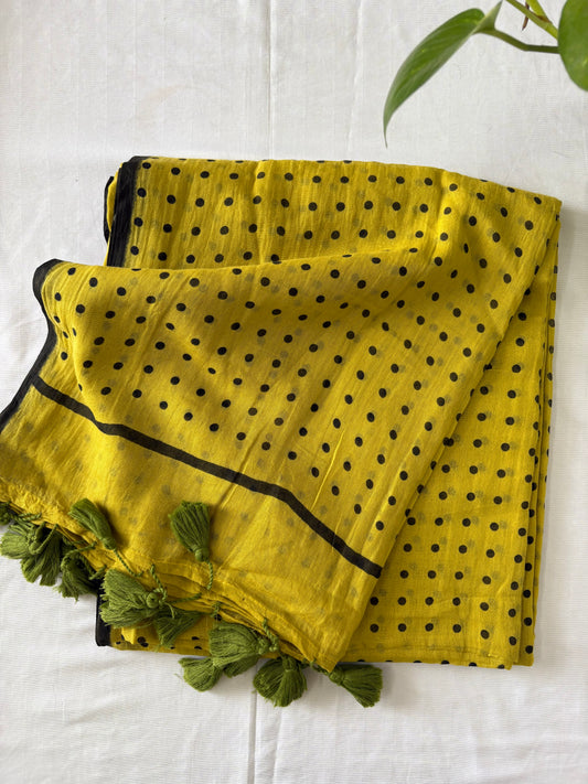 Mul Cotton polka dots Saree