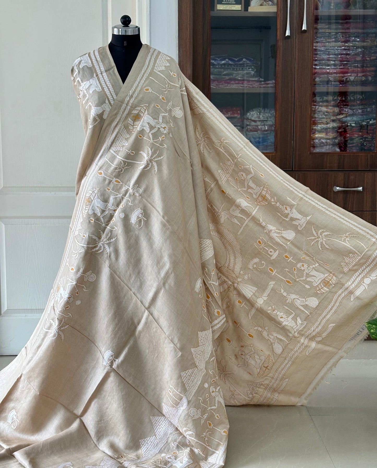 Kantha Hand Embroidery Pure Tussar Silk Saree – light beige