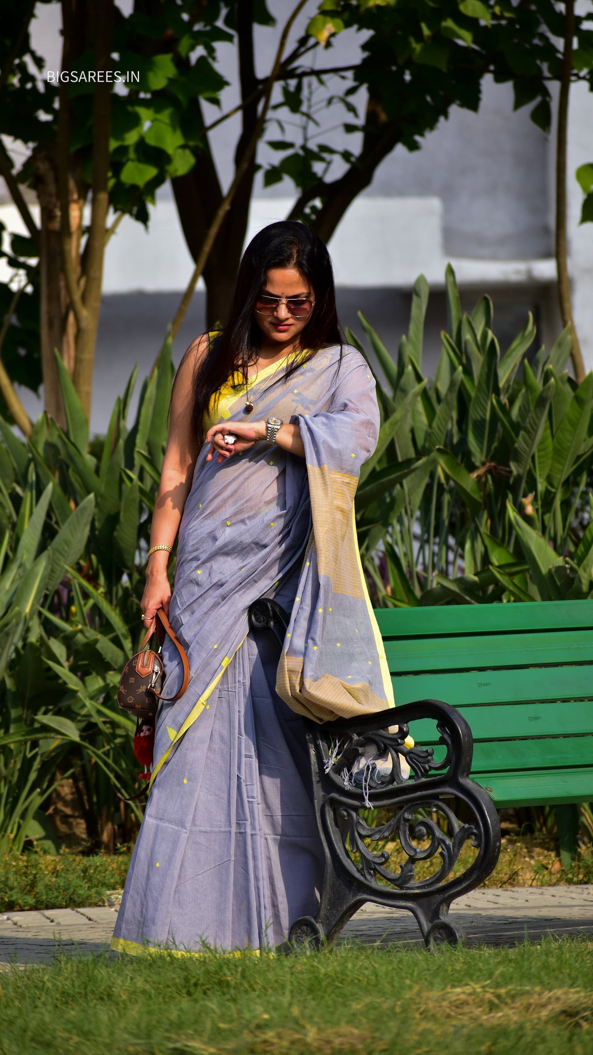 Hand woven Pure Cotton Saree (Handloom Marked) - Grey