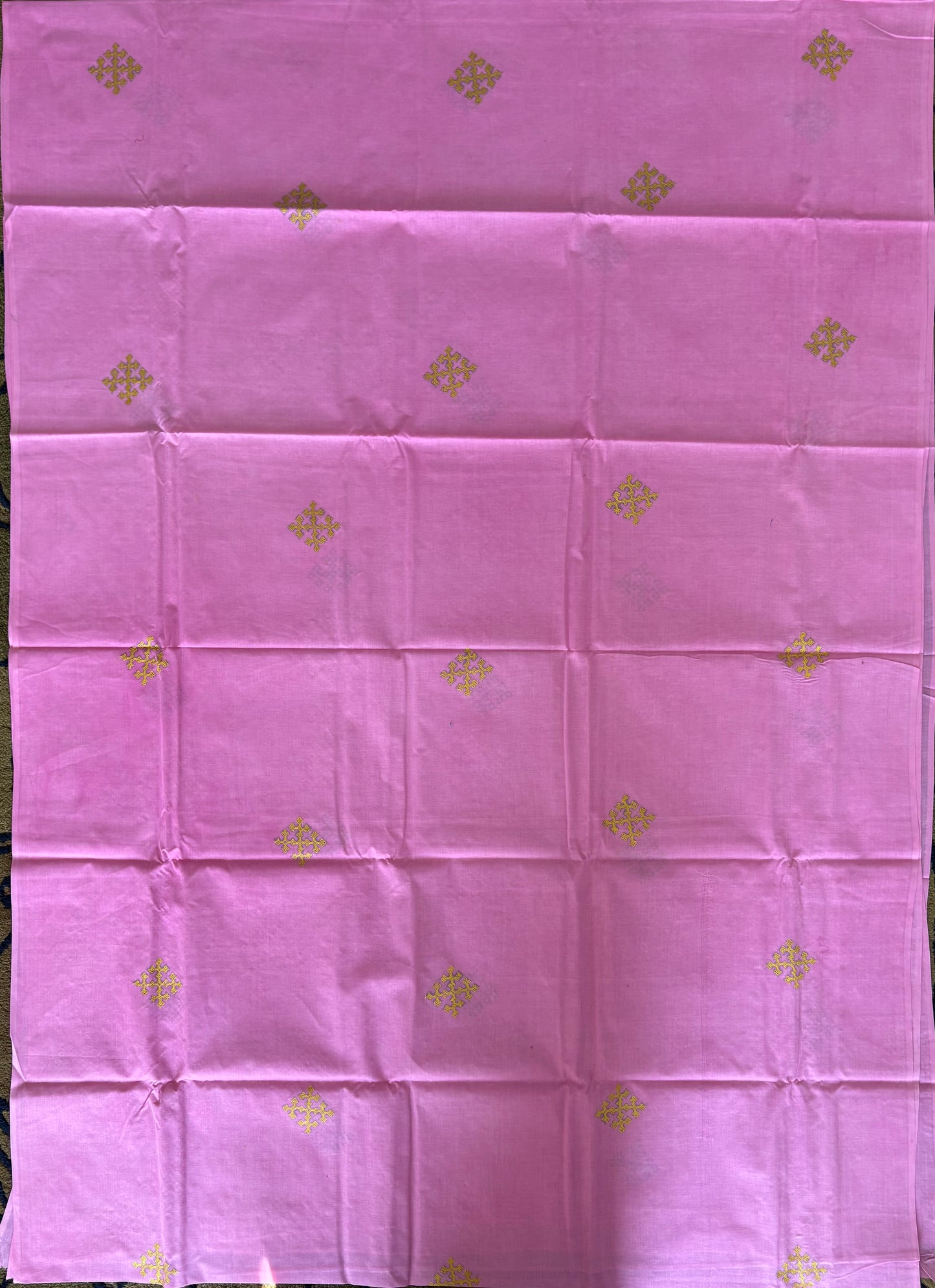 Gujrati Stitch/Kutchi Hand Embroidered malmal Cotton Saree - Pink