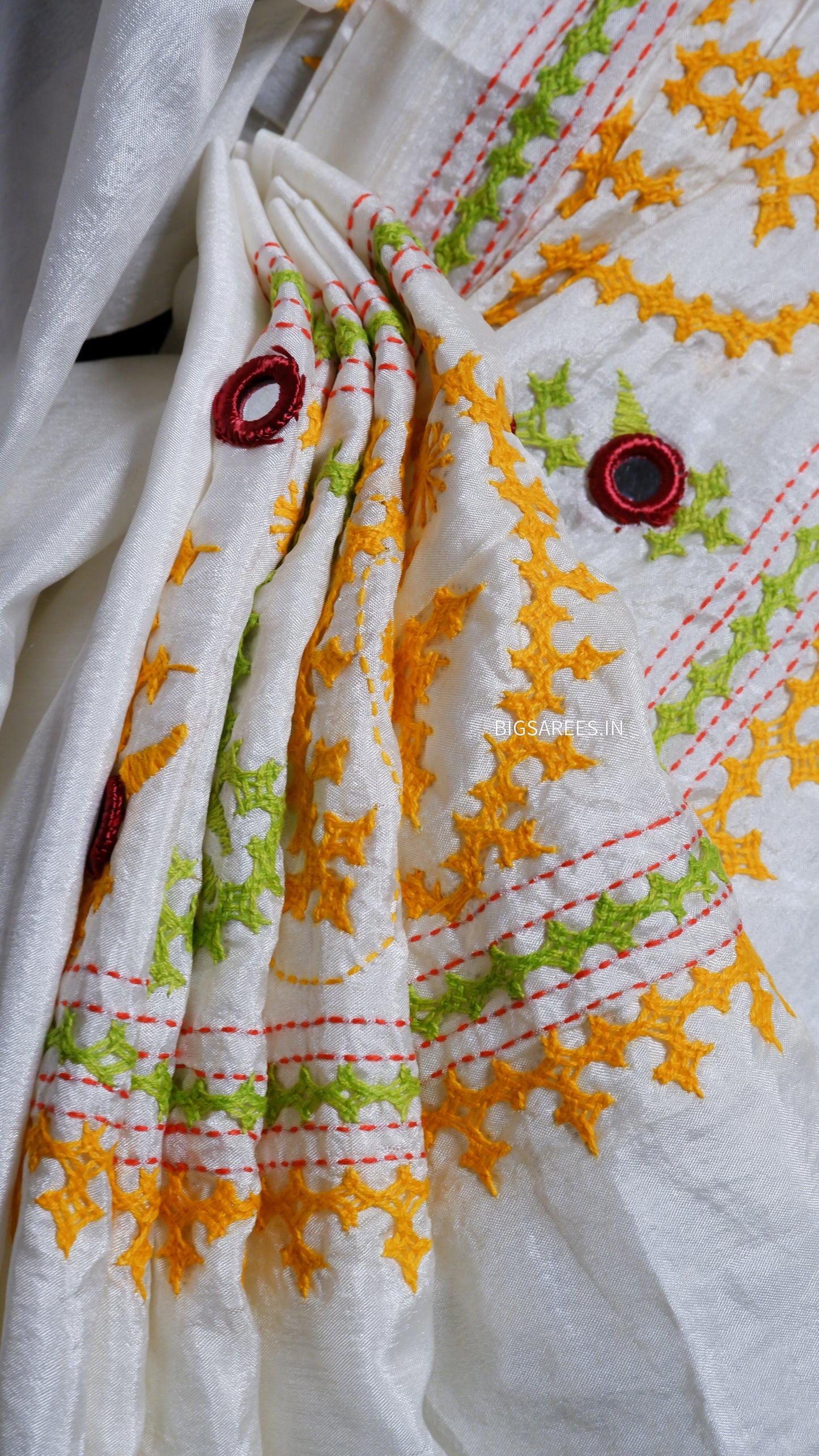 Heavy real mirror work Gujrati Stitch/Kutchi Bharat/Sindhi Hand Embroidered Art Silk Saree with blouse - off white