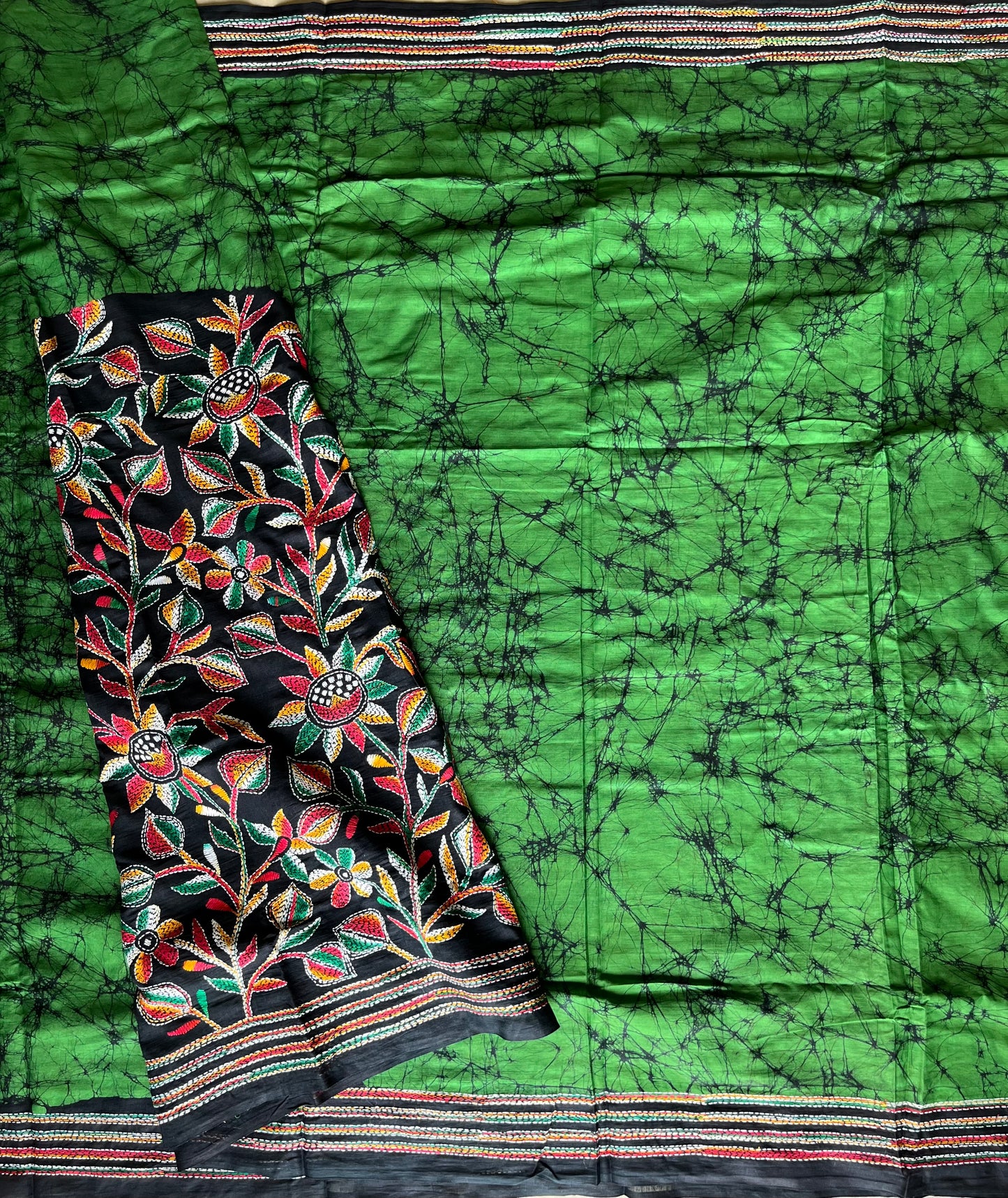 Kantha stitch Hand Batik Very Soft Cotton Traditional Saree