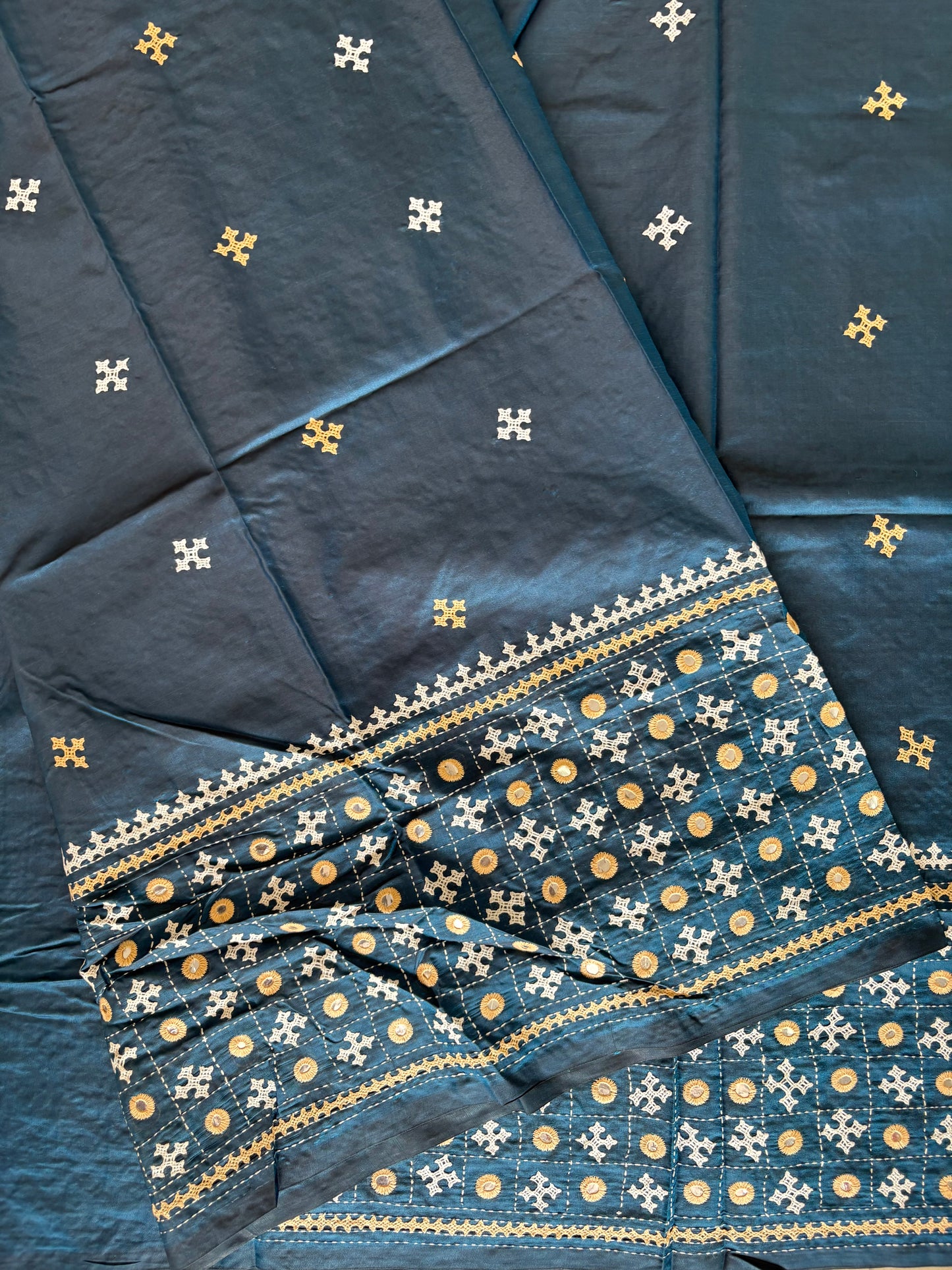 Gujrati Stitch/Kutch Hand Embroidered Art Silk Saree