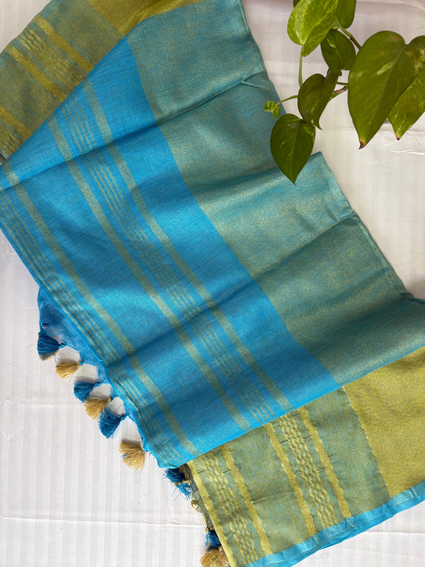 Blue pure Linen By Linen Saree With running Blouse