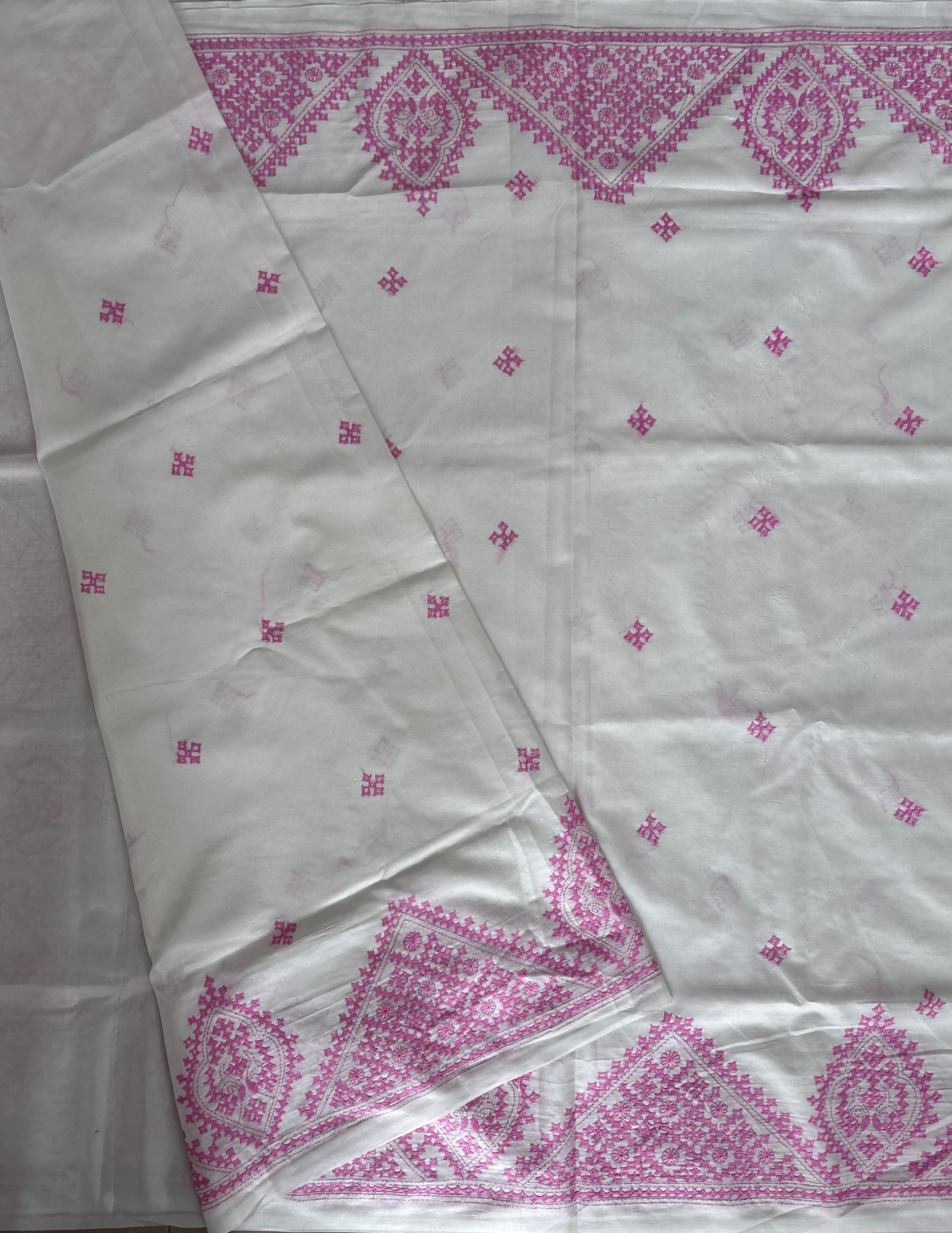 Gujrati Stitch/Kutch Hand Embroidered Art Silk Saree