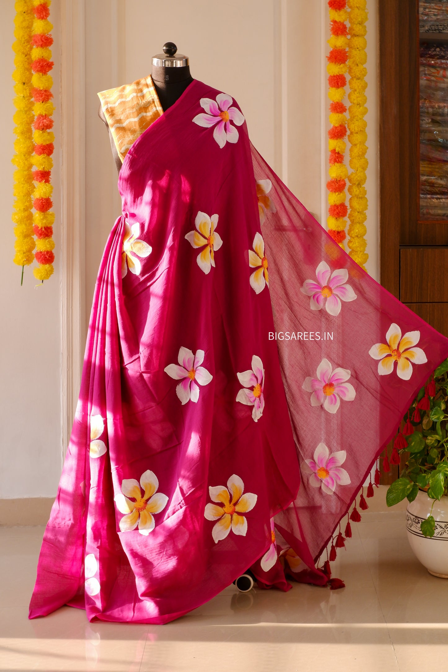 Hand Painted Mul Cotton Saree with Blouse