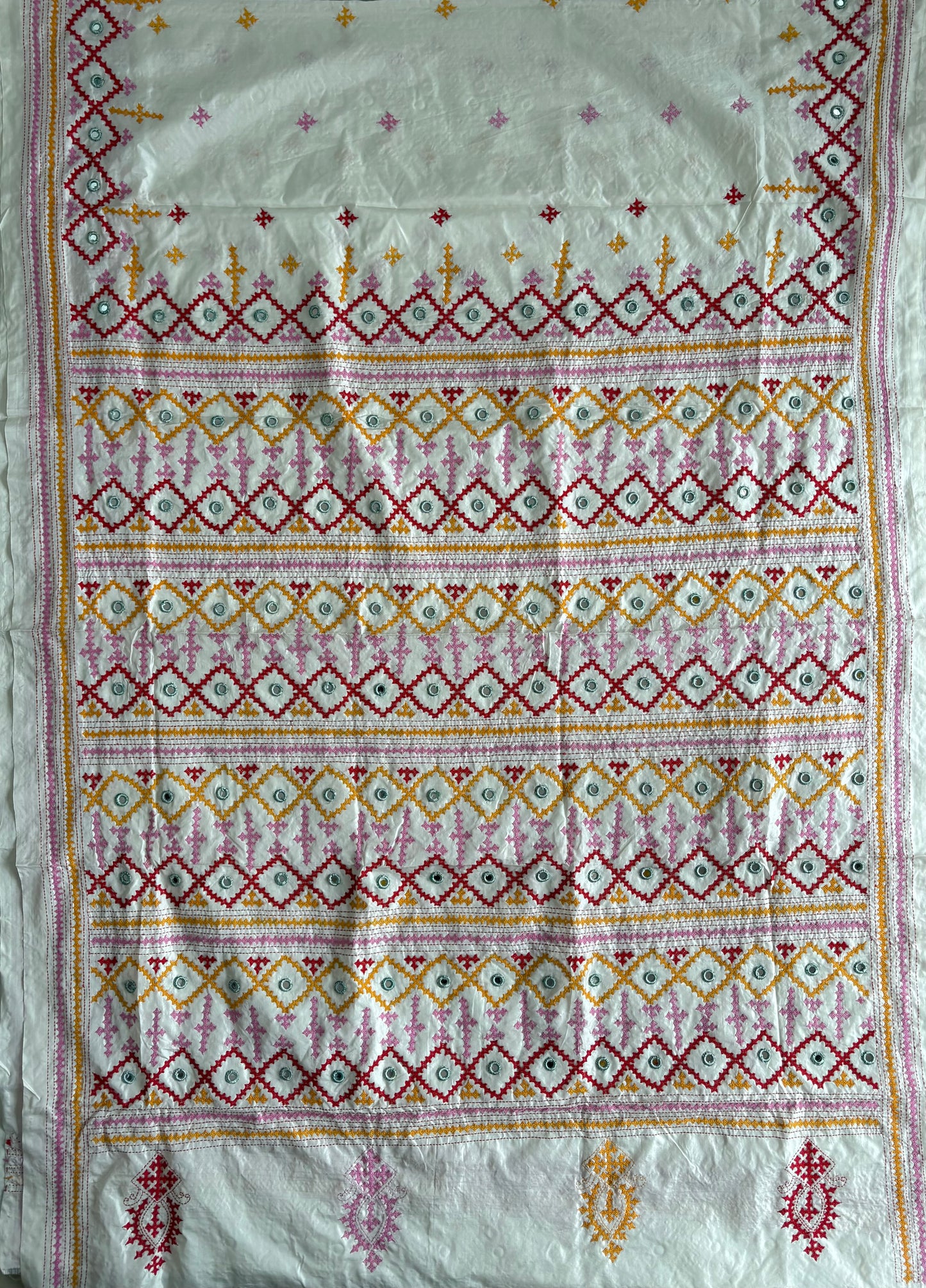 Heavy real mirror work Gujrati Stitch/Kutchi Bharat/Sindhi Hand Embroidered Art Silk Saree with blouse - white