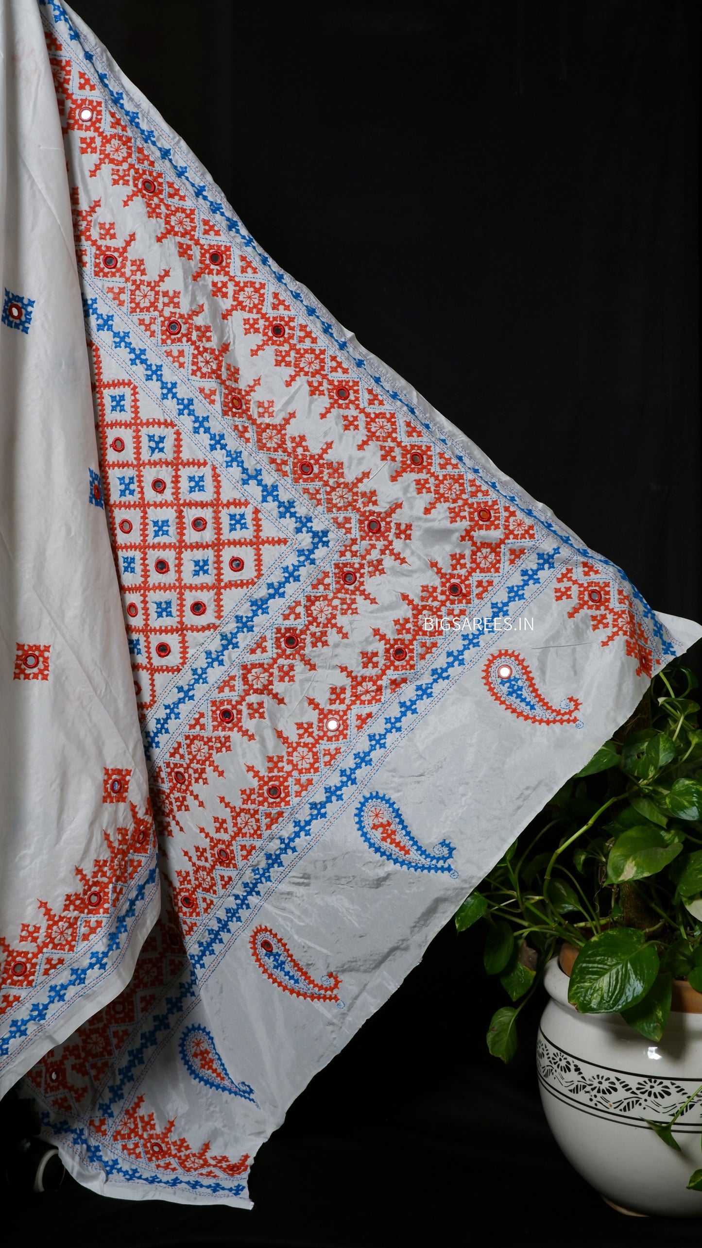 Heavy real mirror work Gujrati Stitch/Kutchi Bharat/Sindhi Hand Embroidered Art Silk Saree with blouse