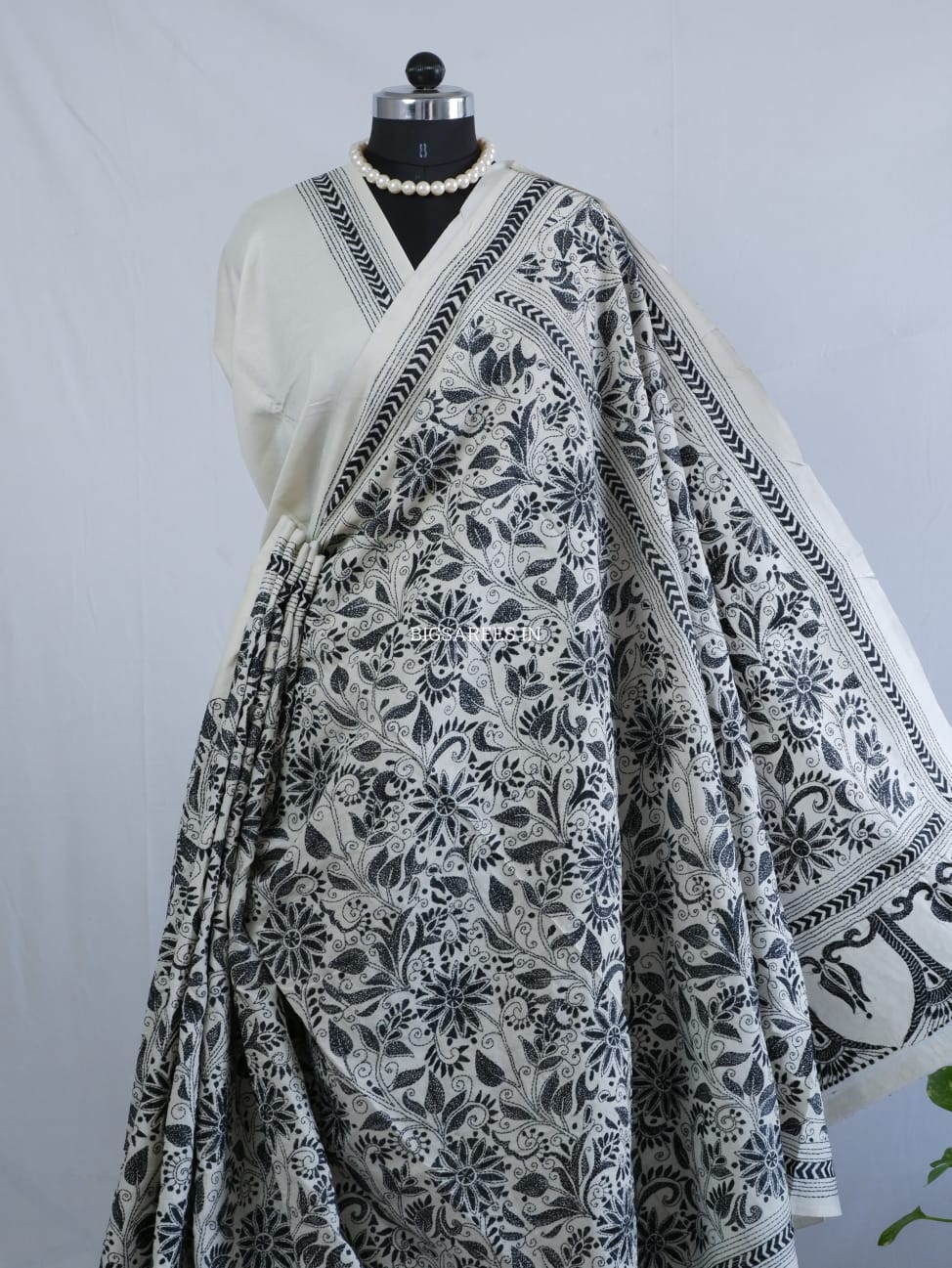 Kantha Stitch Hand Embroidered Saree | Mix Tussar Silk | Off white