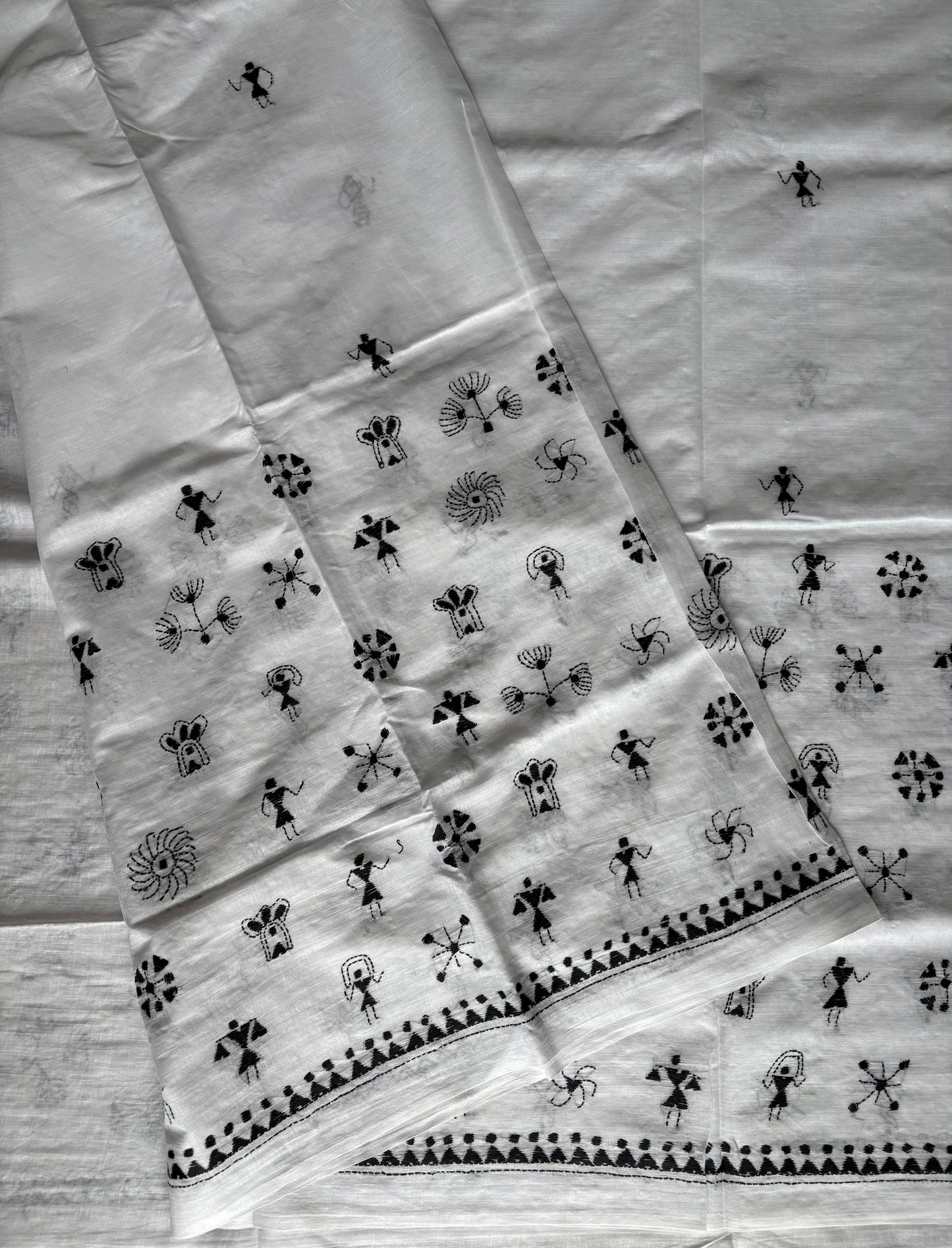 Kantha Hand Embroidered Pure Cotton Saree - white