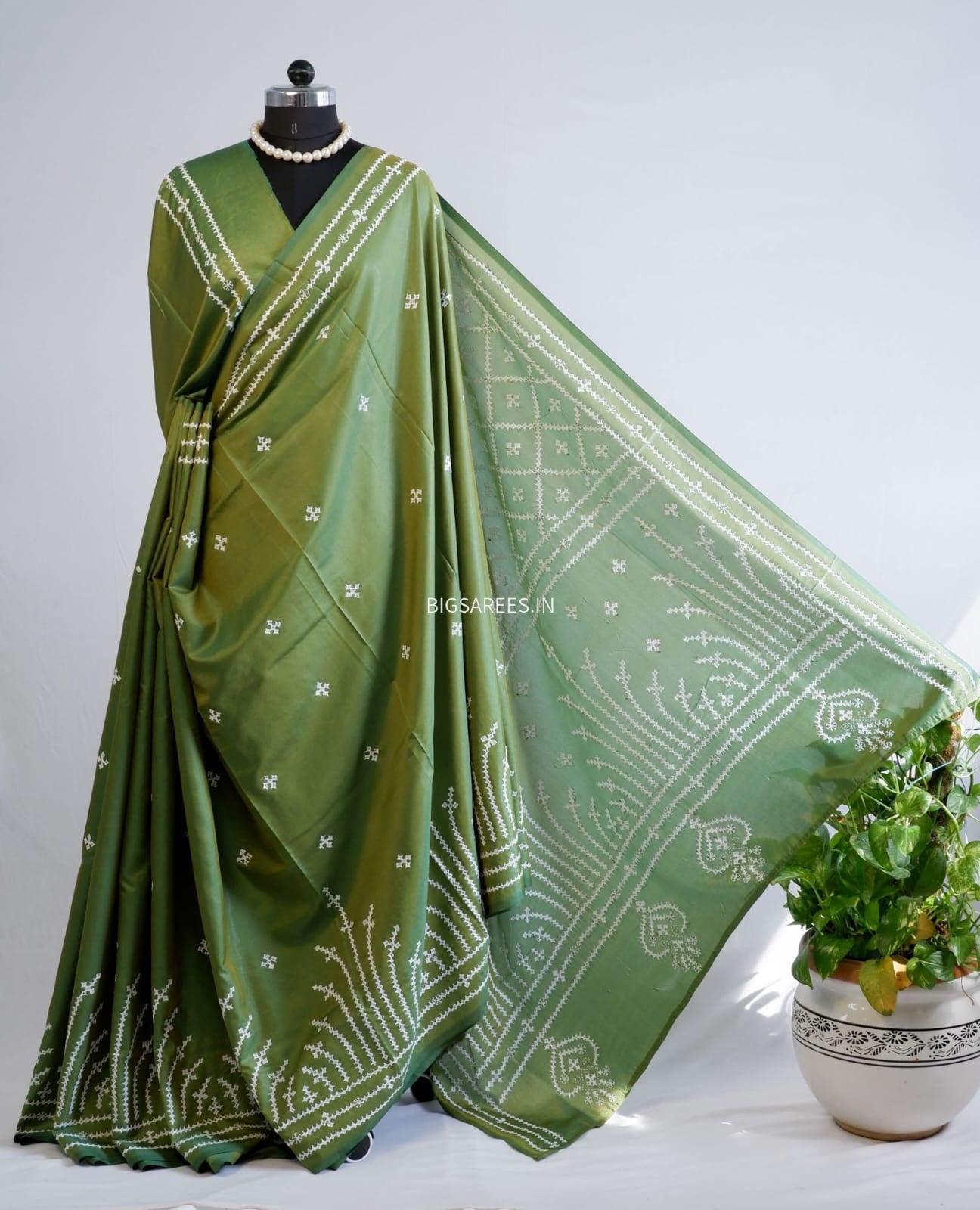 Kutch Work Art SIlk Saree