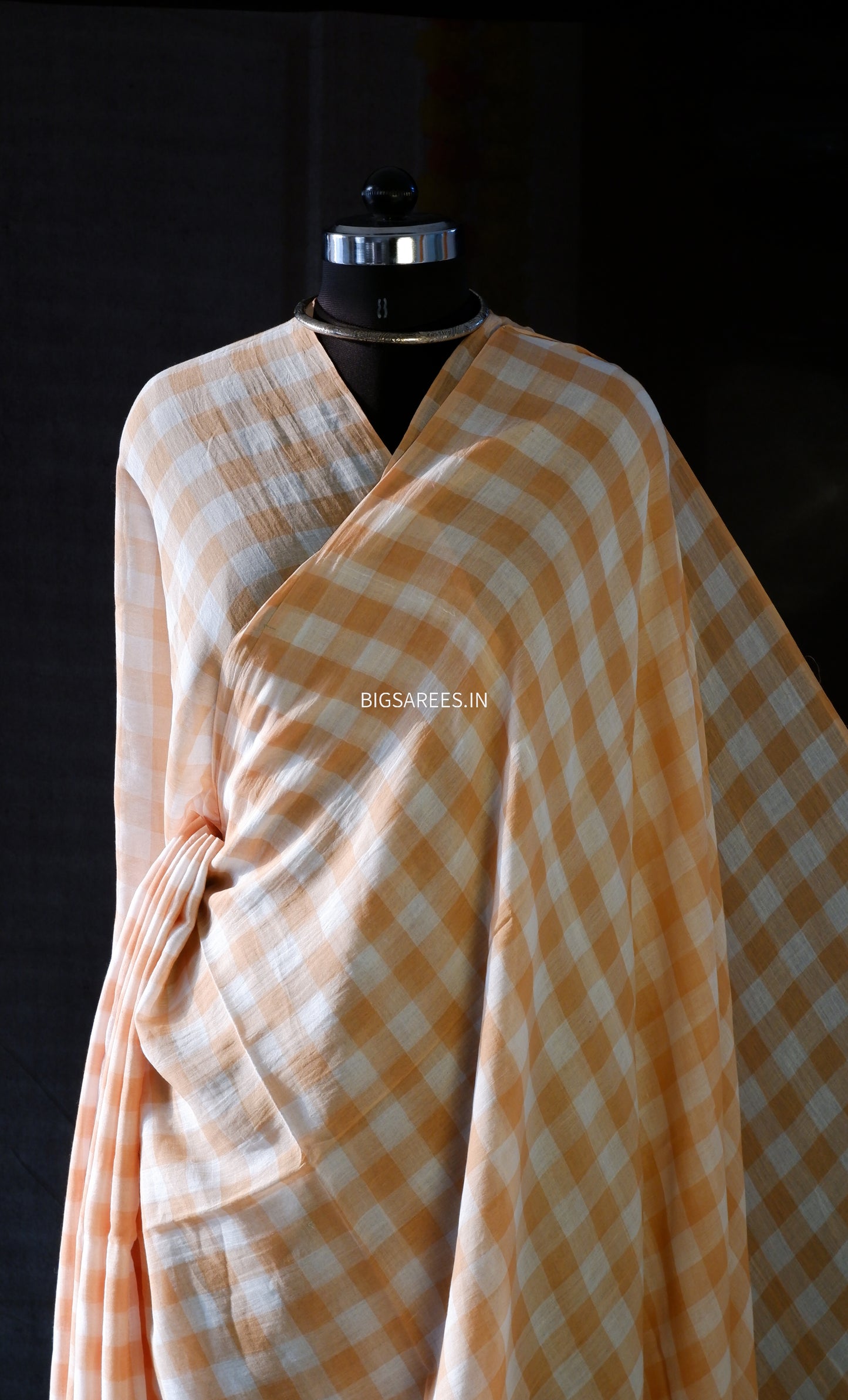 Mul Cotton check Saree
