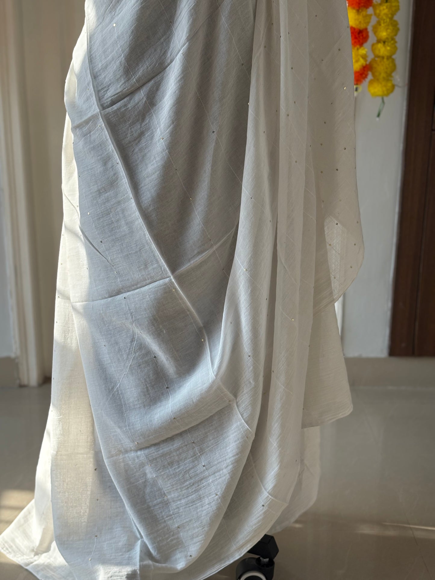 Jonaki Pure Mul Cotton Saree – off white