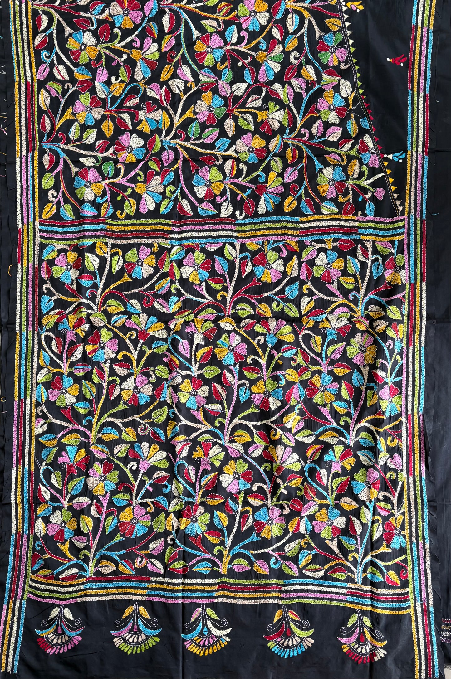 Kantha Hand Embroidered Blended Banglore Silk/Art Silk Saree With Blouse