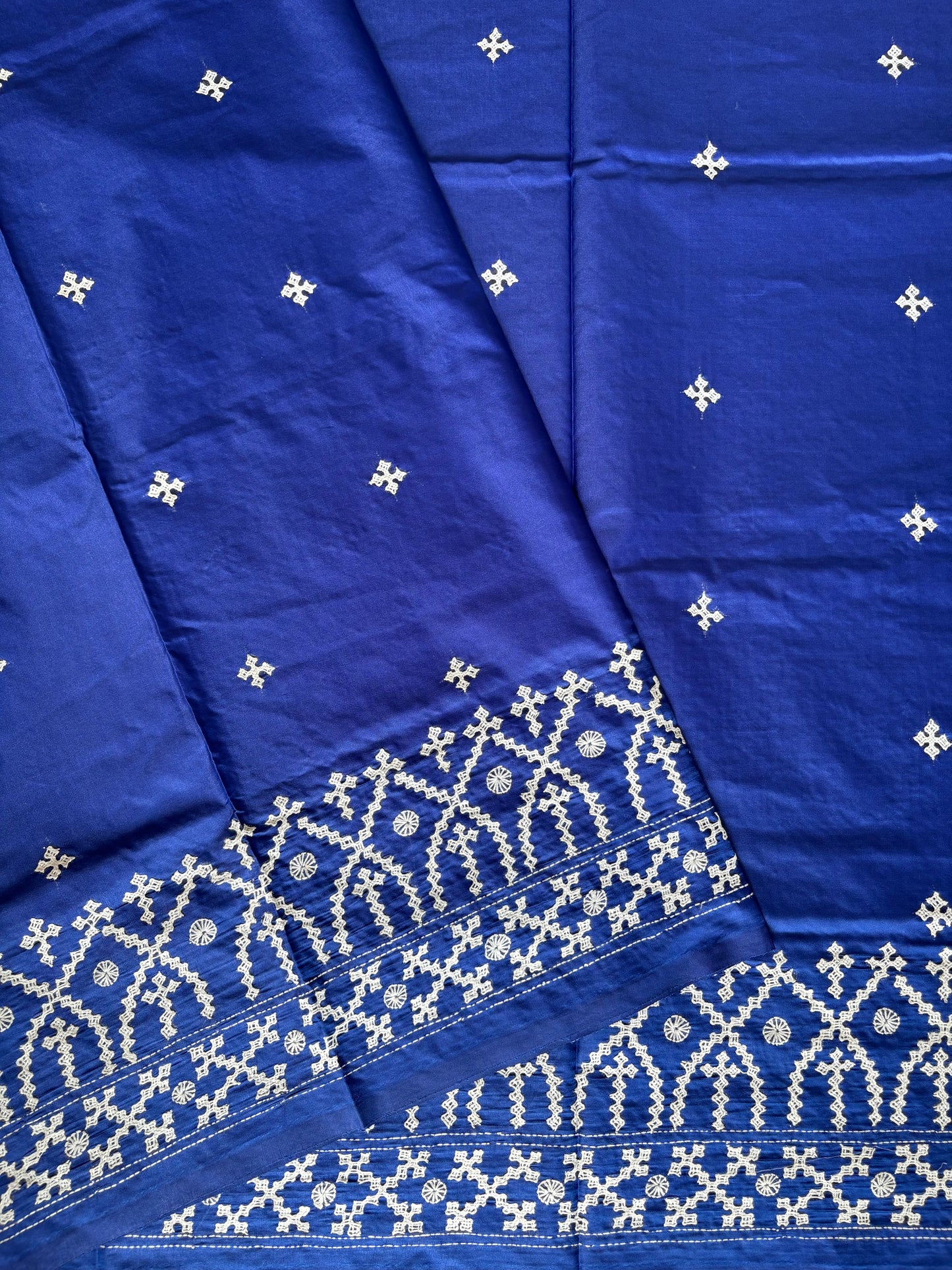 Gujrati Stitch/Kutch Hand Embroidered Art Silk Saree