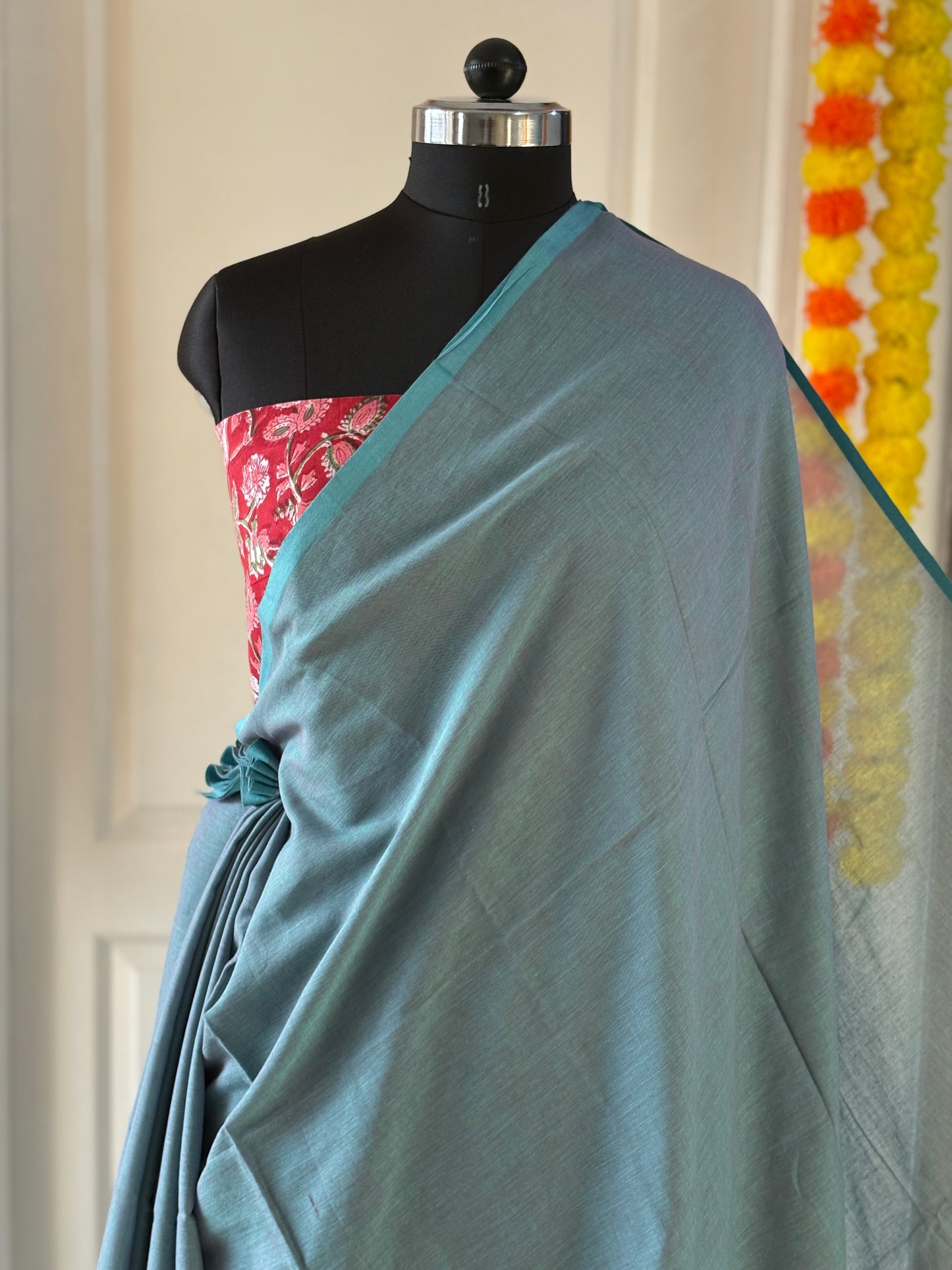 Pure Mul Cotton Saree - Cream