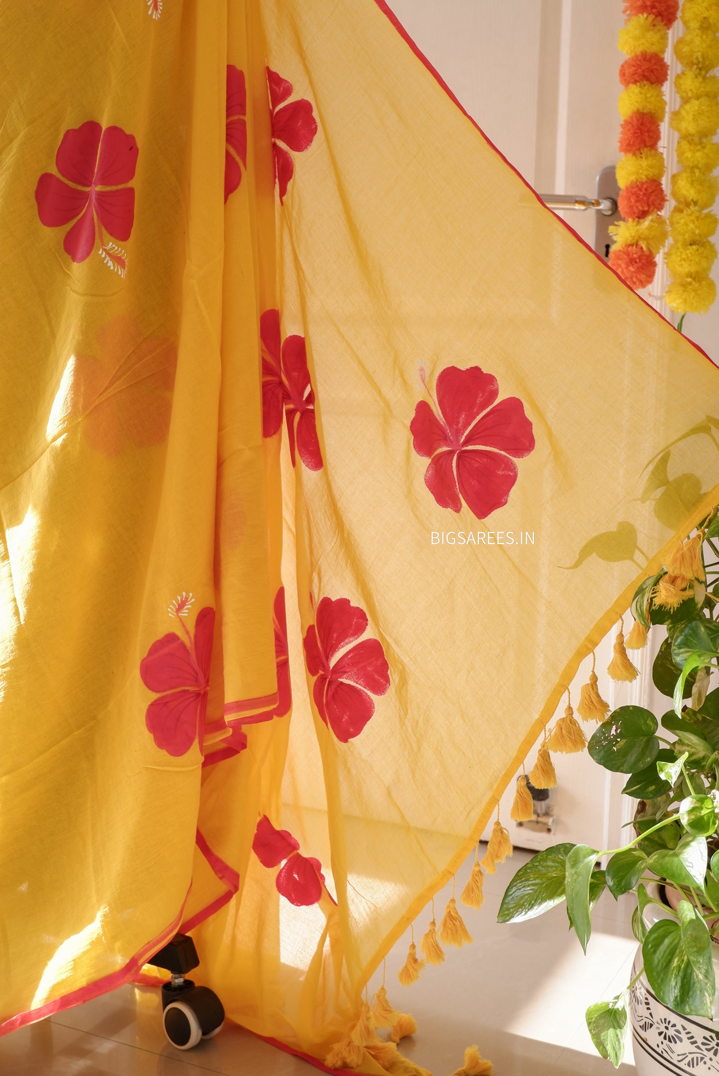 Hand Painted Mul Cotton Saree with Blouse | Yellow