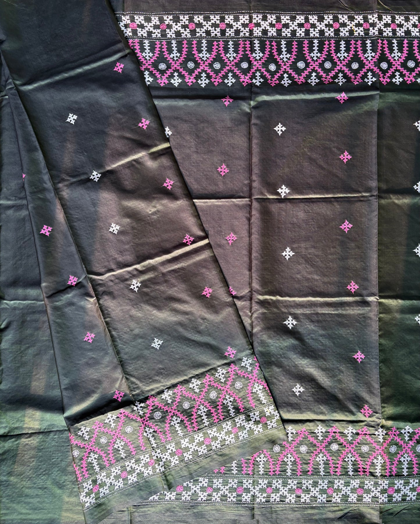 Gujrati Stitch/Kutch Hand Embroidered Art Silk Saree