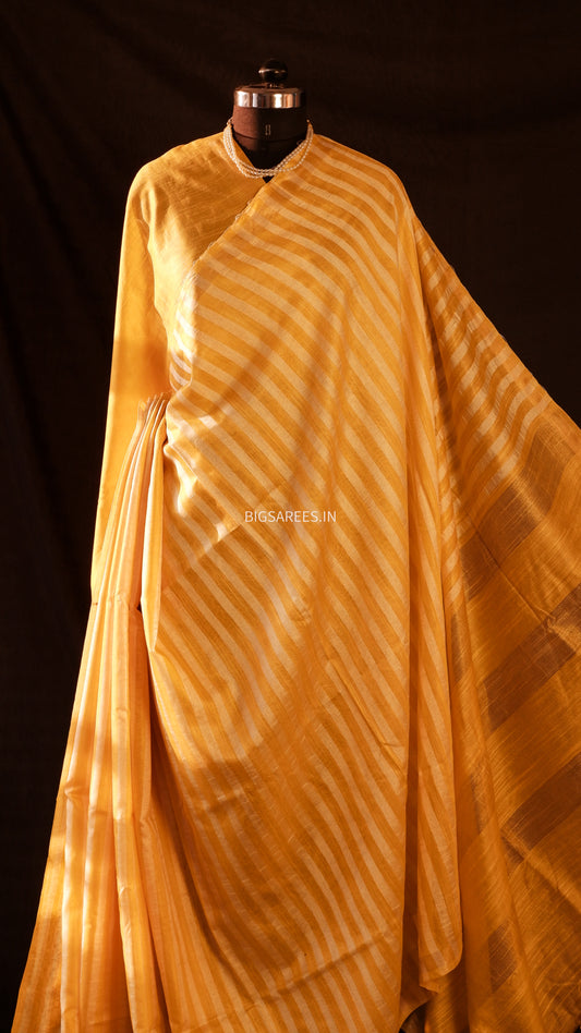 Beautifully crafted Jaishree silk Blend Saree | Yellow