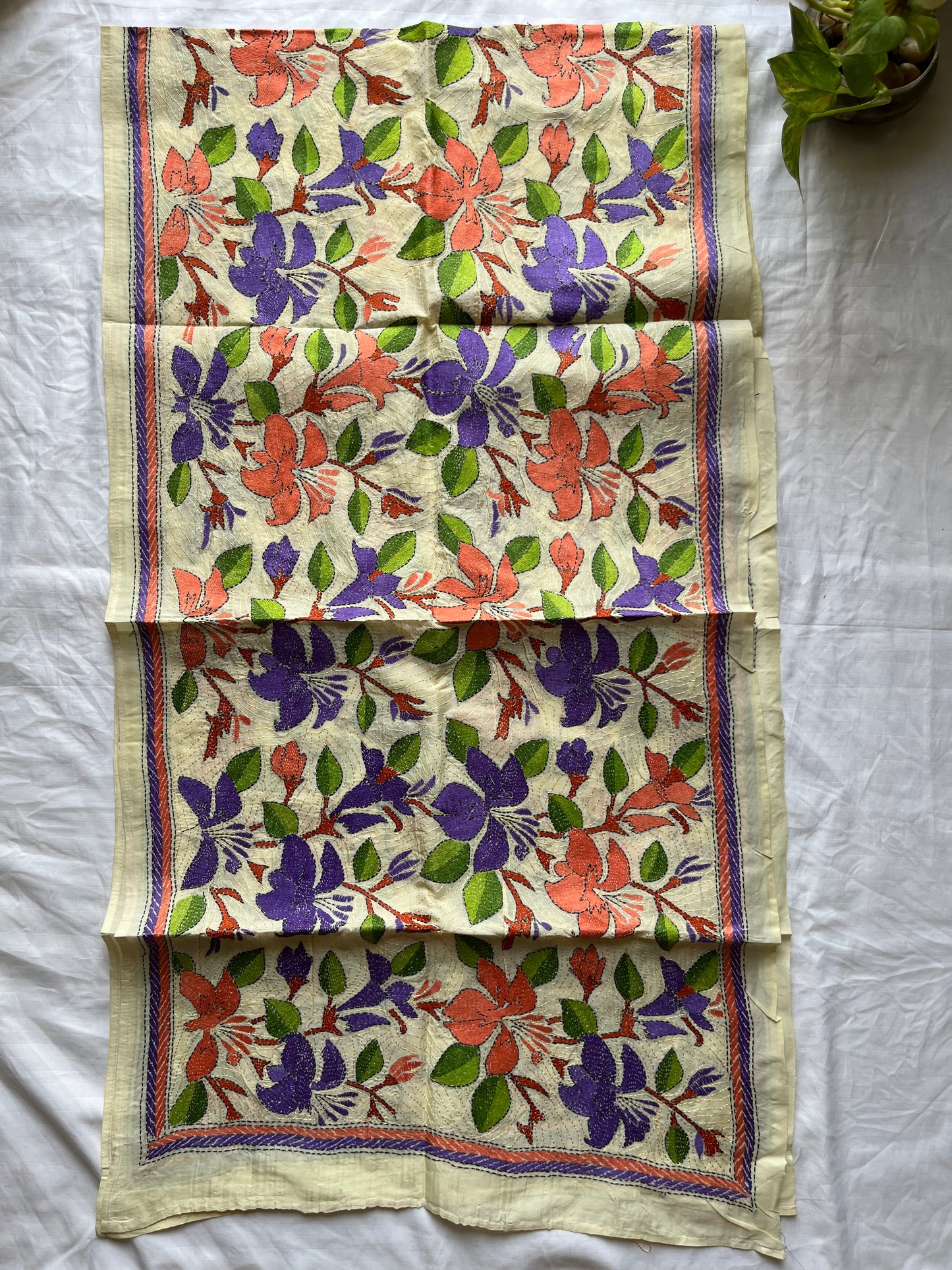 Kantha Hand Embroidary Semi Tusshar Silk Stole 22″