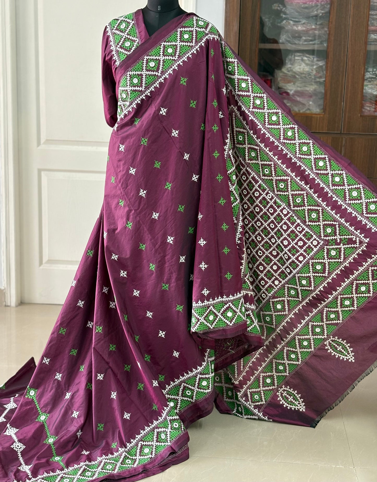 Real mirror work Gujrati Stitch/Kutch Hand Embroidered Art Silk Saree