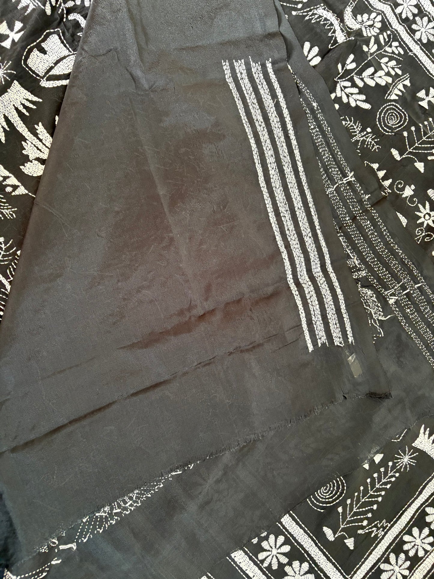 Kantha Hand Embroidered Blended Banglore Silk/Art Silk Saree With Blouse